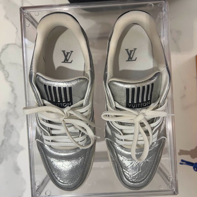 Louis Vuitton Louis Vuitton Metallic Trainer Sneakers for Men -2508 Size US 8.5 / EU 41-42 - 2 Thumbnail