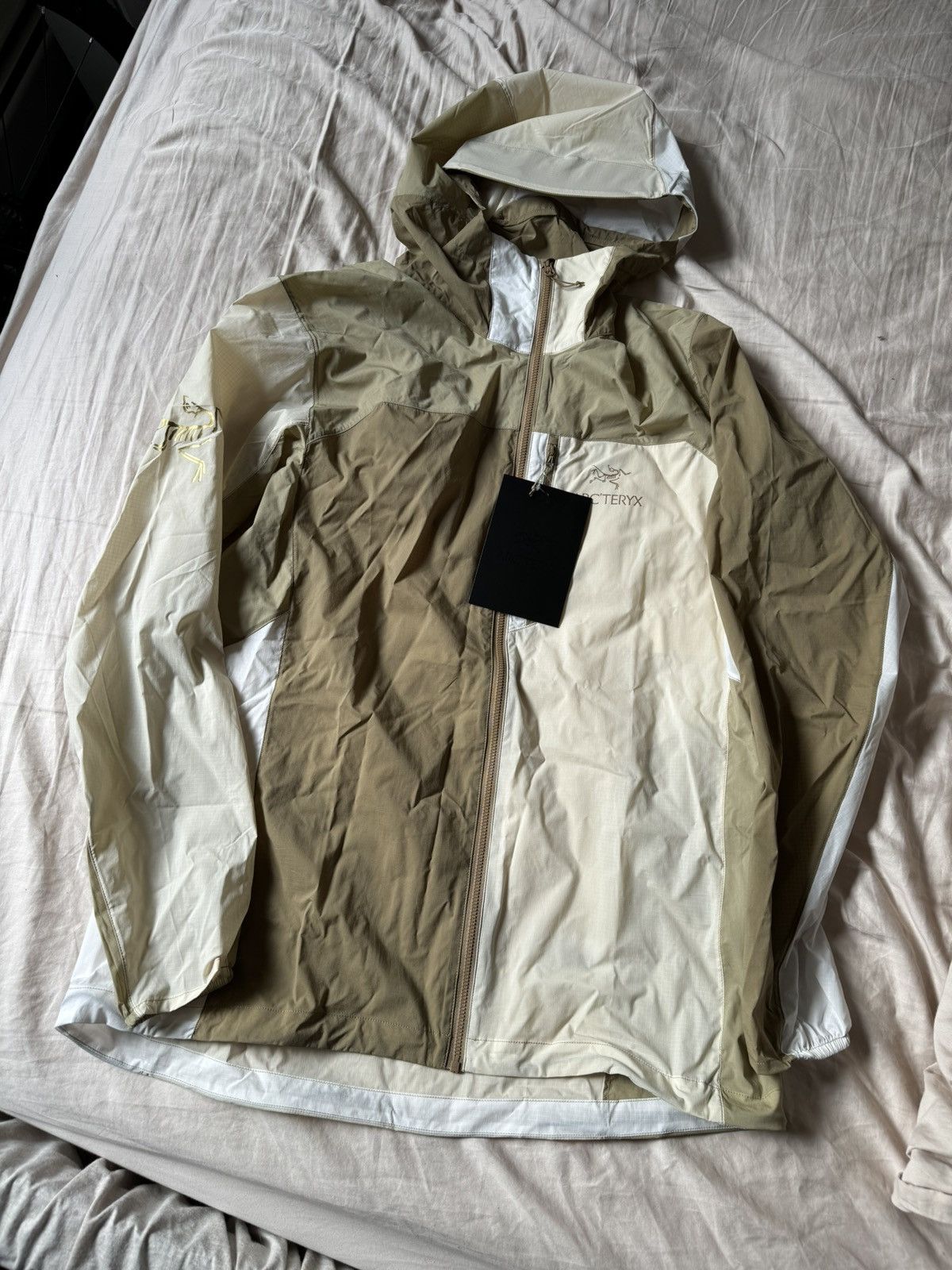 ARC'TERYX BEAMS Squamish Hoody L size
