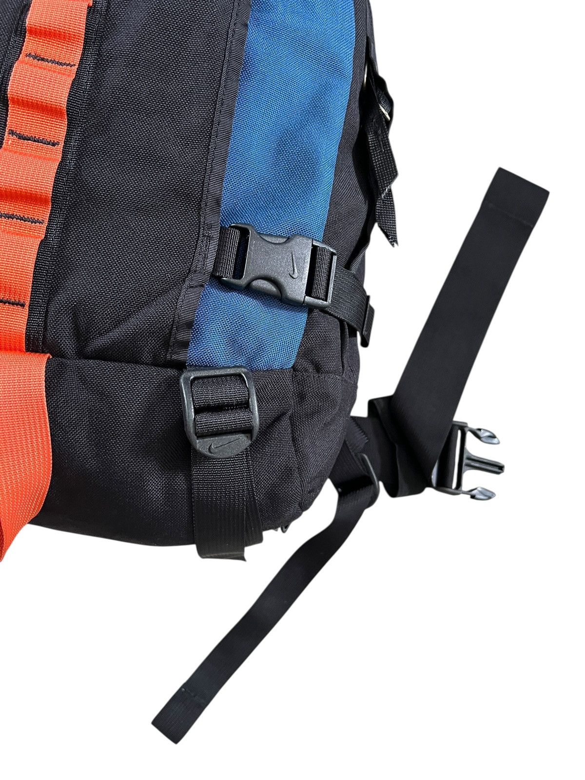 Nike ACG Vintage 90s Nike ACG Karst 25 Backpack Size ONE SIZE - 3 Thumbnail
