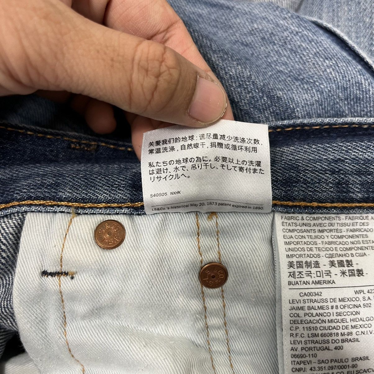 Levi's Vintage Y2k Levis Distressed Denim Jeans Size US 36 / EU 52 - 21 Thumbnail
