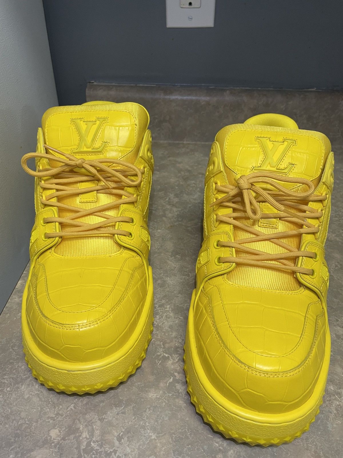 Louis Vuitton LV trainer maxi sneakers Size US 11 / EU 44 - 2 Thumbnail