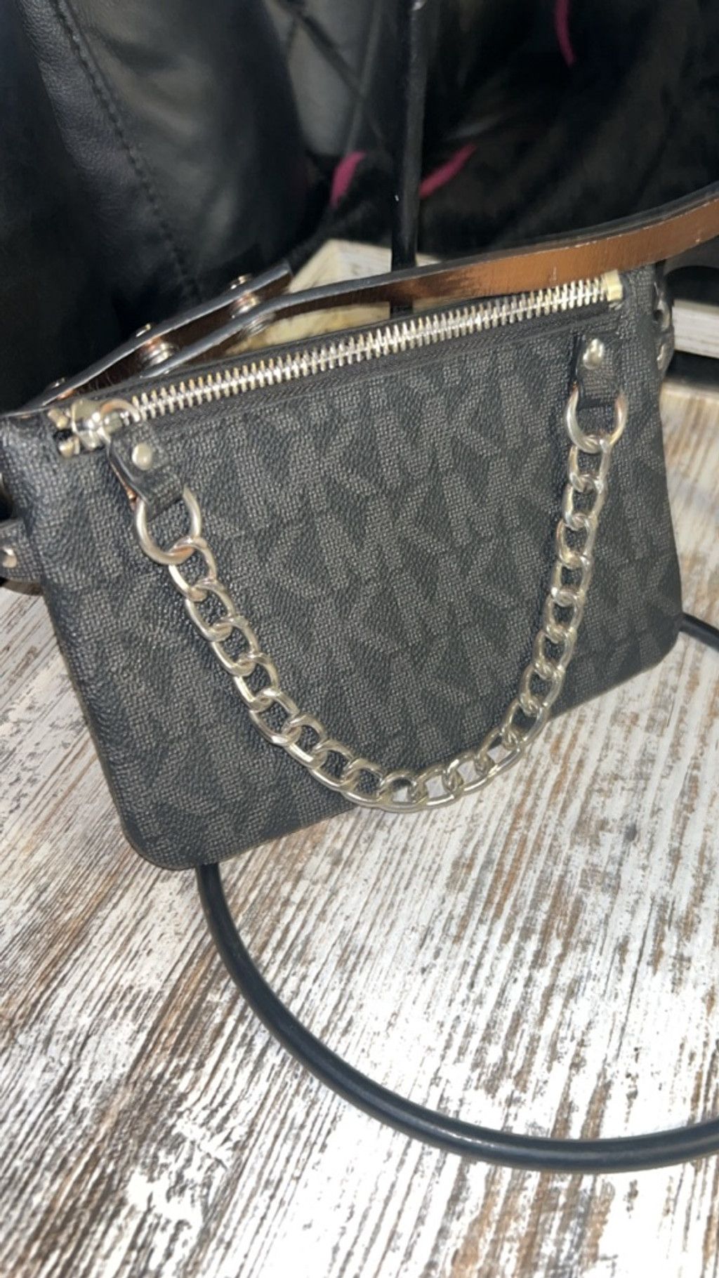 Michael Kors Women's Michael Kors belt Bag black w chain Size ONE SIZE - 1 Thumbnail
