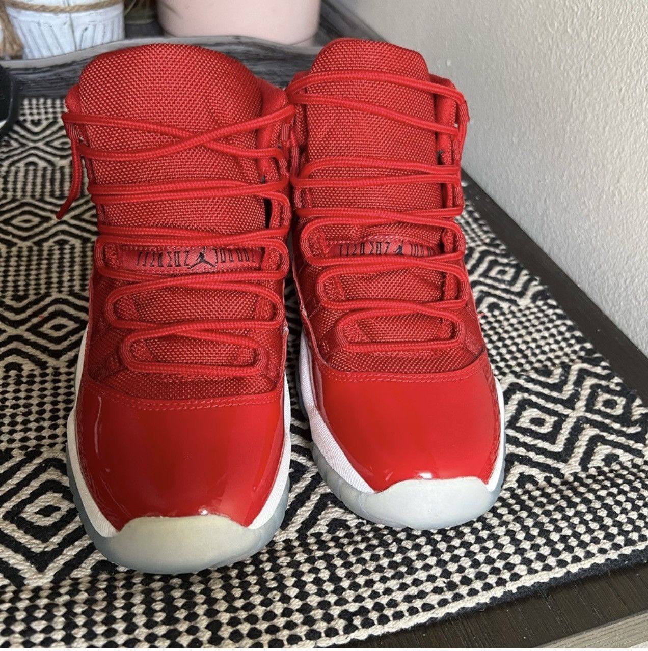 Nike Retro Jordan 11 “gym red” Size US 6 / EU 39 - 2 Thumbnail