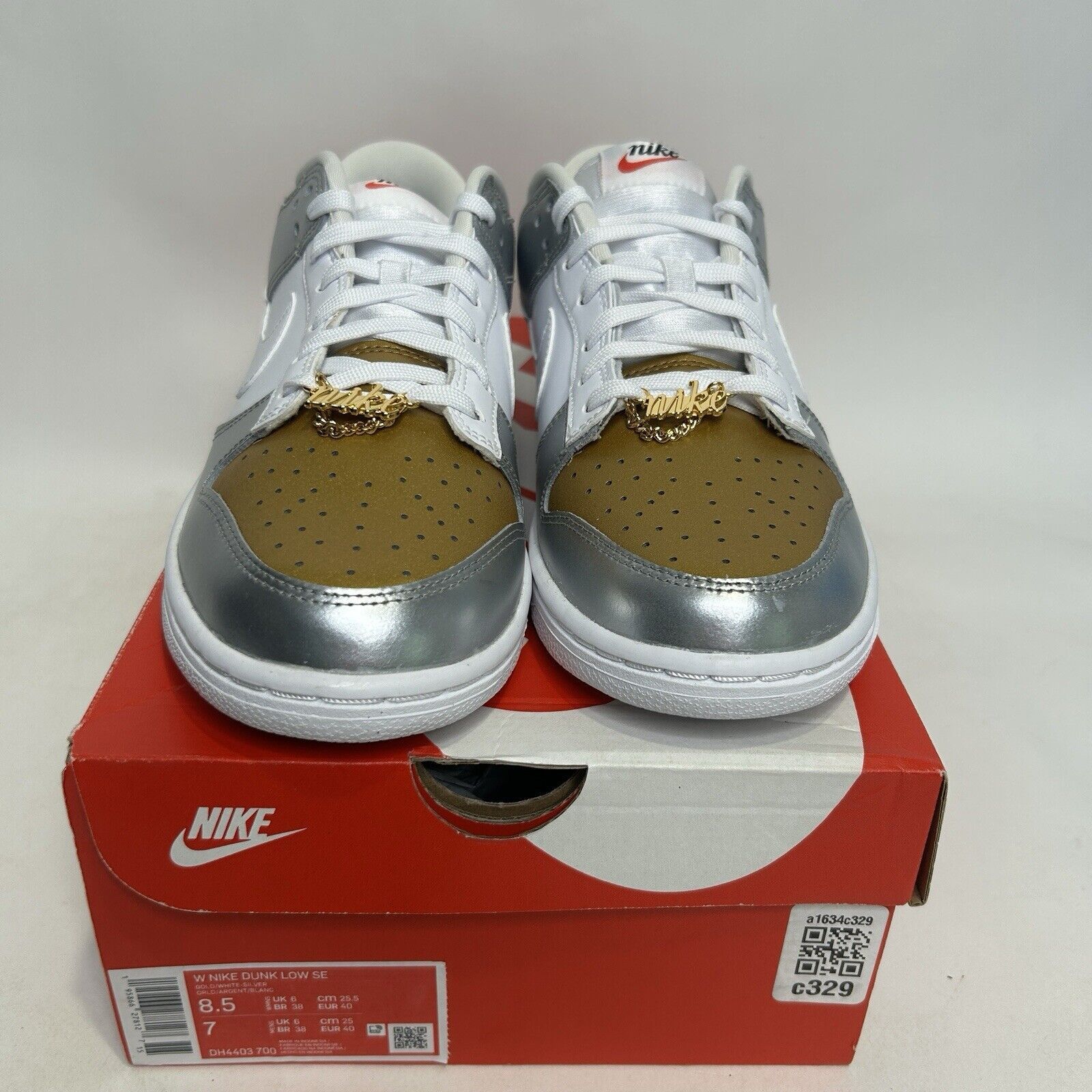Nike Nike Dunk Low WMNS SE “Heirloom” 2024 Size US 8.5 / IT 38.5 - 2 Thumbnail