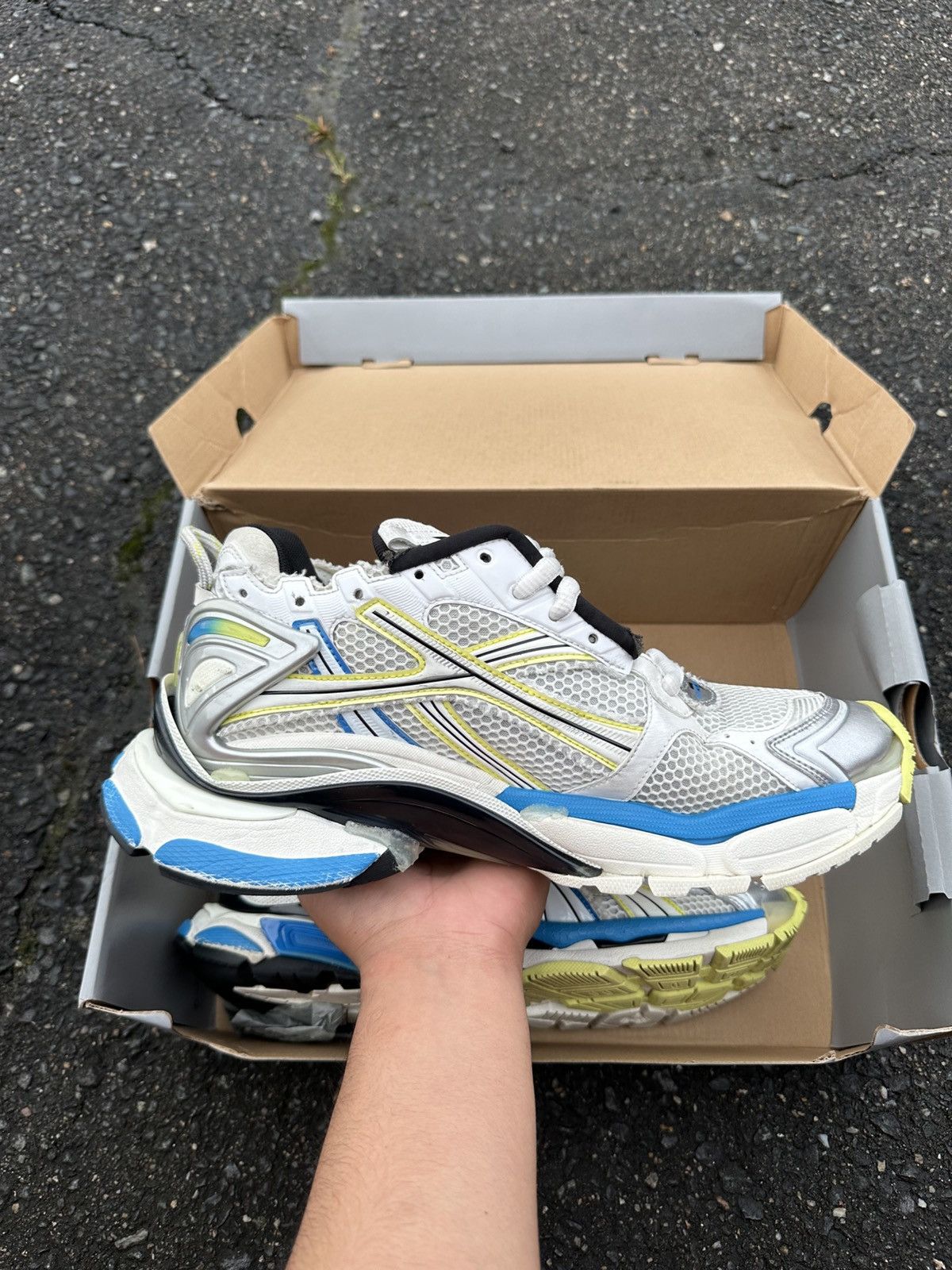 Balenciaga Balenciaga Runner Grey/Blue Size US 12 / EU 45 - 12 Thumbnail