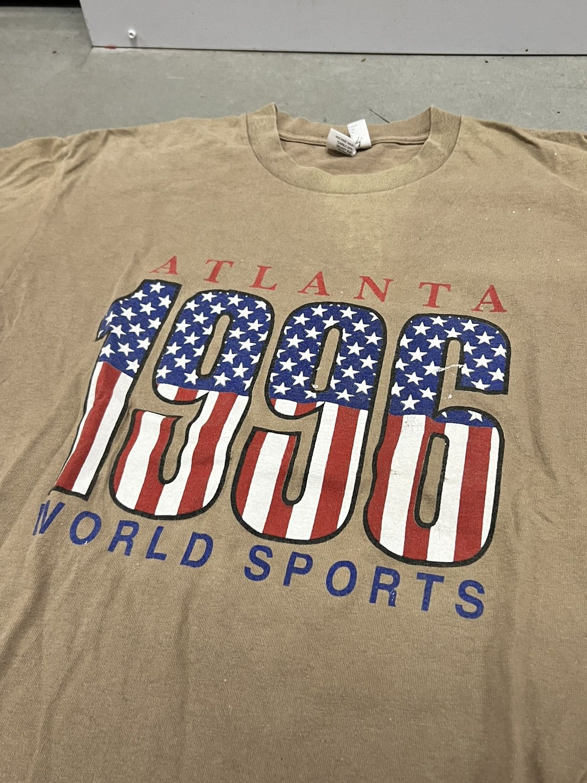 Vintage × basketcase gallery 1996 Atlanta Worlds Sports Olympics Tee Size US L / EU 52-54 / 3 - 1 Thumbnail