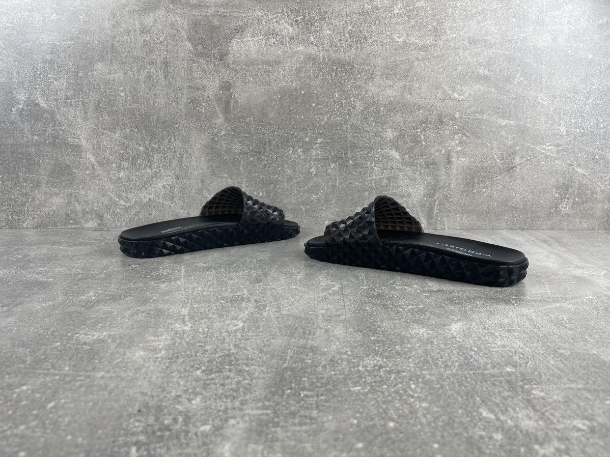 Melissa × Y/Project Melisa Y Project Avant Garde Black Leather Ruber Flip Flop Size US 7 / IT 37 - 5 Thumbnail