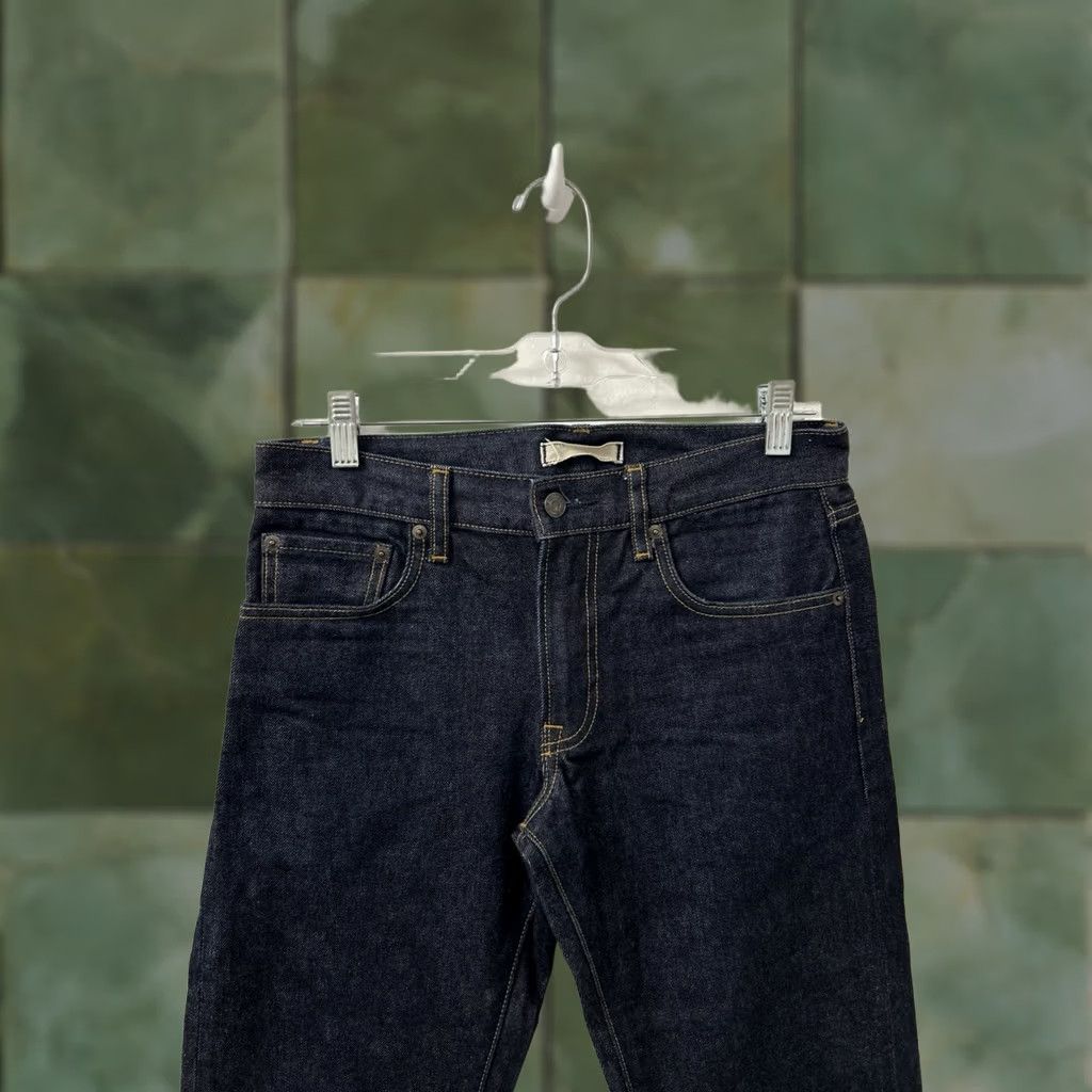 Uniqlo UNIQLO Jeans Slim Straight Fit 29x32 Denim Blue Dark Wash 5-Pocket Zipper Button Mens Jeans Size US 29 - 1 Thumbnail