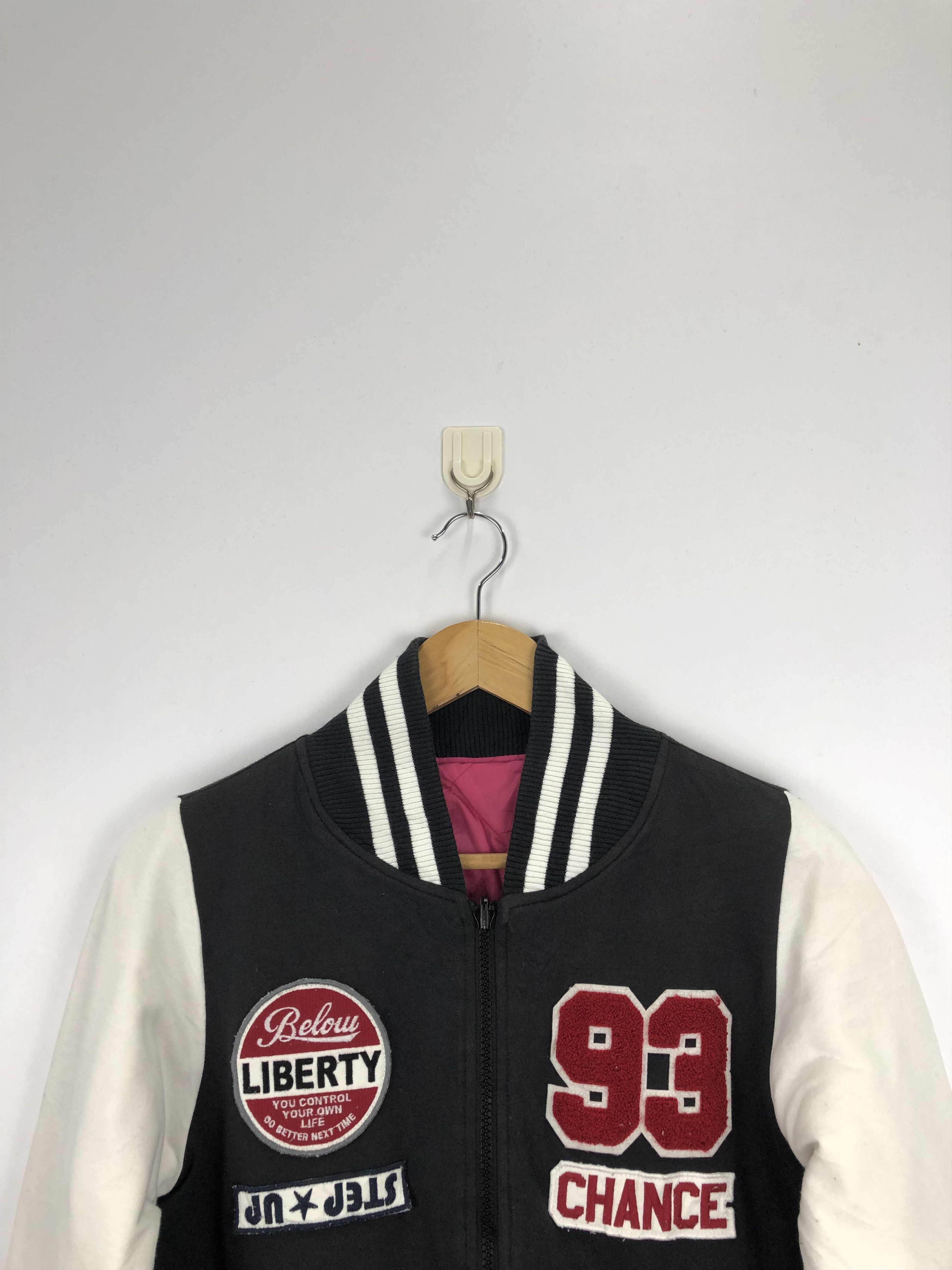 Japanese Brand × Vintage Vintage Japanese Brand Patches Bomber Jacket Size M / US 6-8 / IT 42-44 - 2 Thumbnail