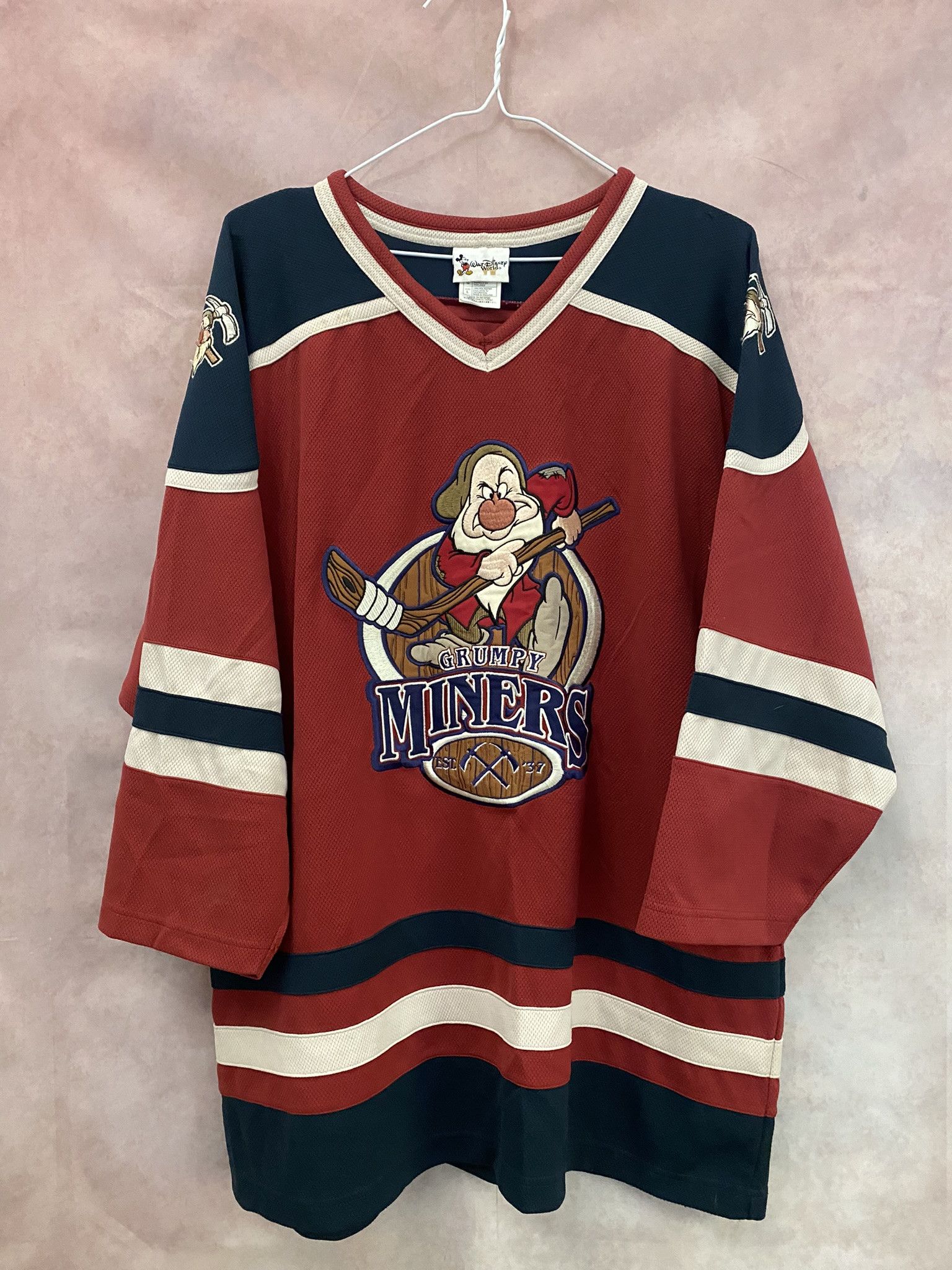Disney × NHL × Vintage Vintage Disney Grumpy Miners #37 Pullover Ice Hockey Jersey Size US L / EU 52-54 / 3 - 1 Thumbnail