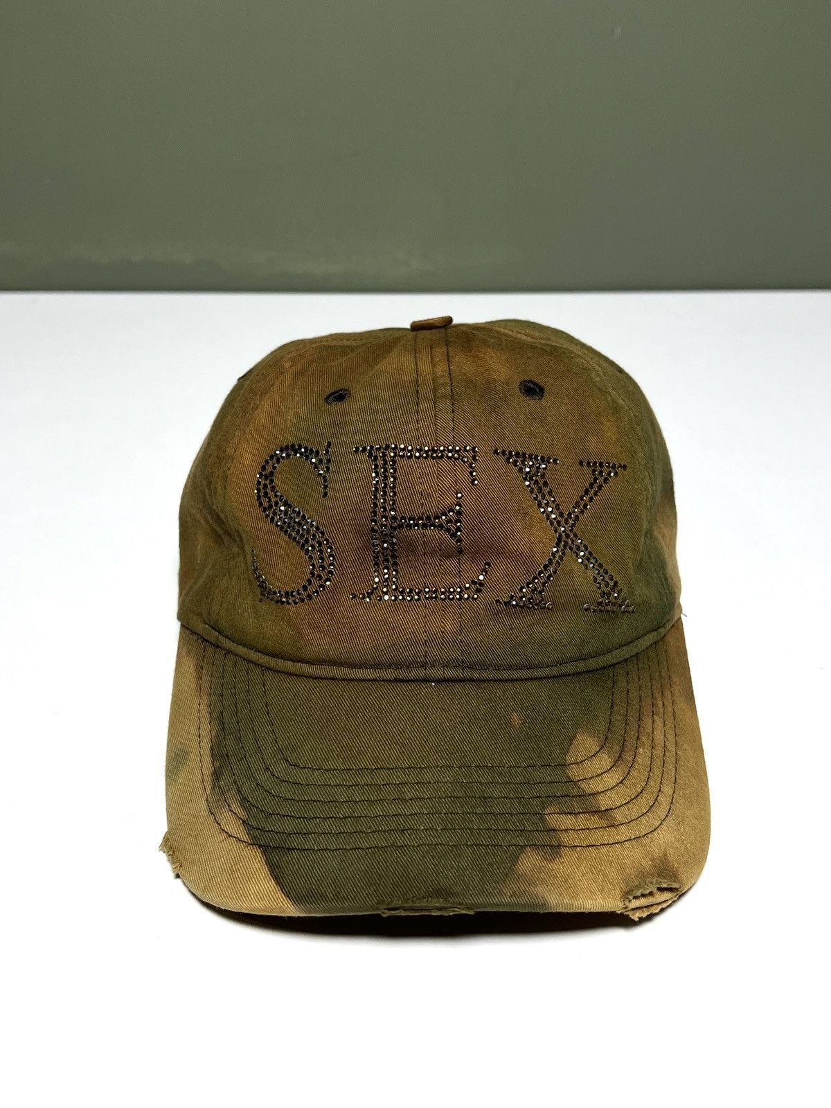 Seditionaries sex swarovski 6 panel cap Size ONE SIZE - 1 Thumbnail