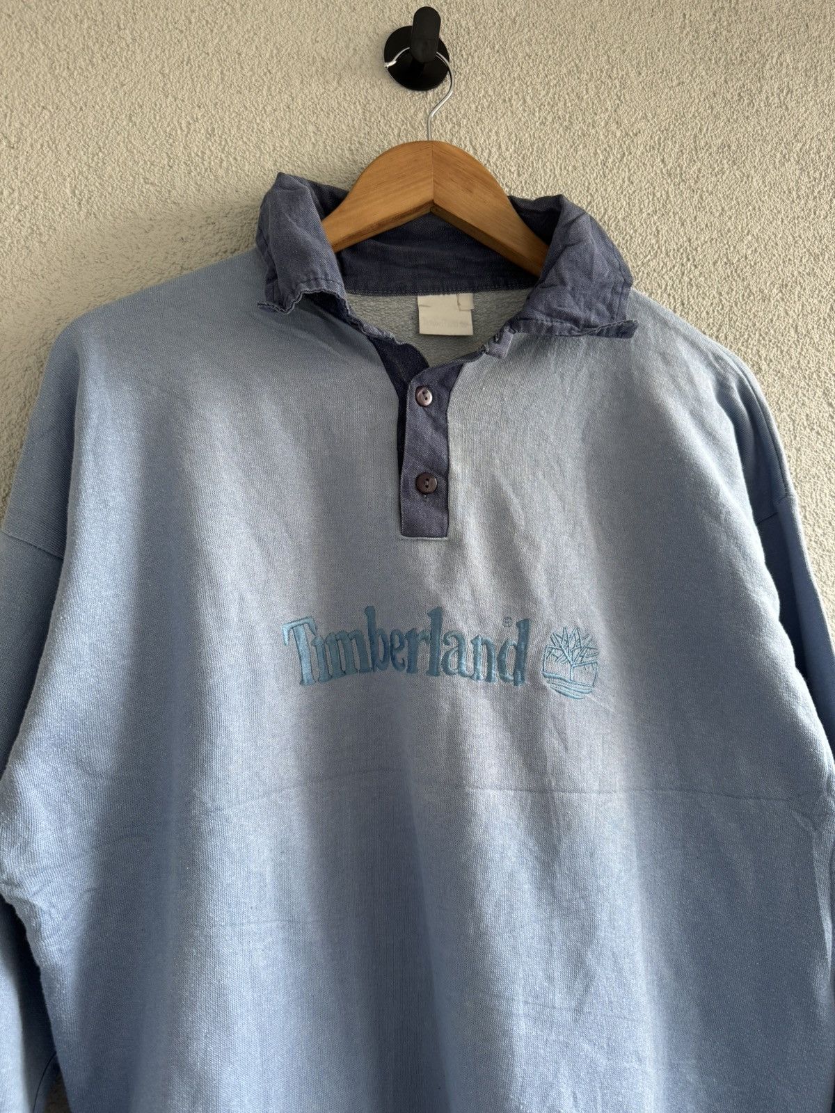 Timberland Timberland Sweatshirt Embroidered Logo Pullover Vintage Size US L / EU 52-54 / 3 - 2 Thumbnail