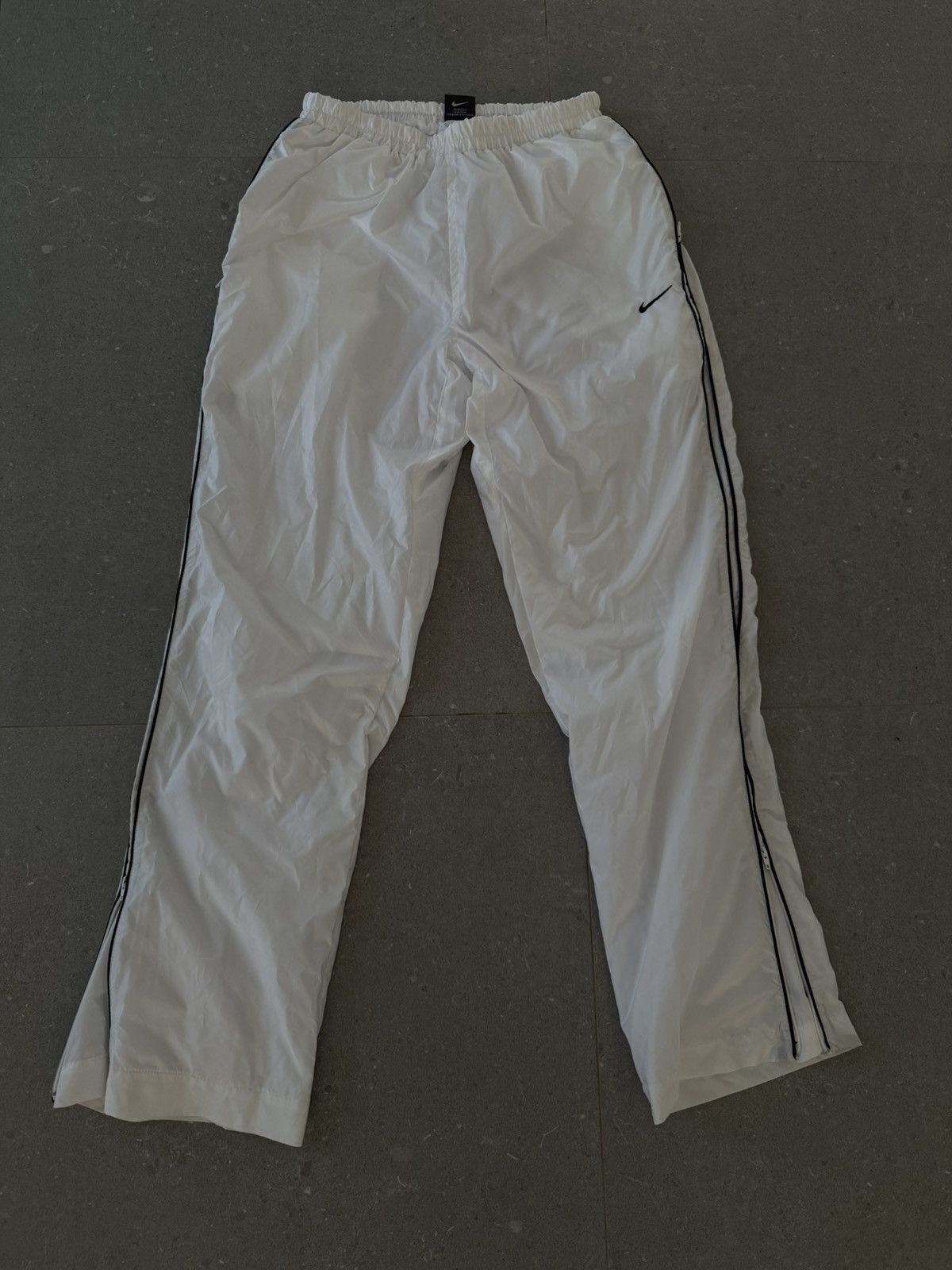 Vintage Vintage nike pants Size US 33 - 1 Thumbnail