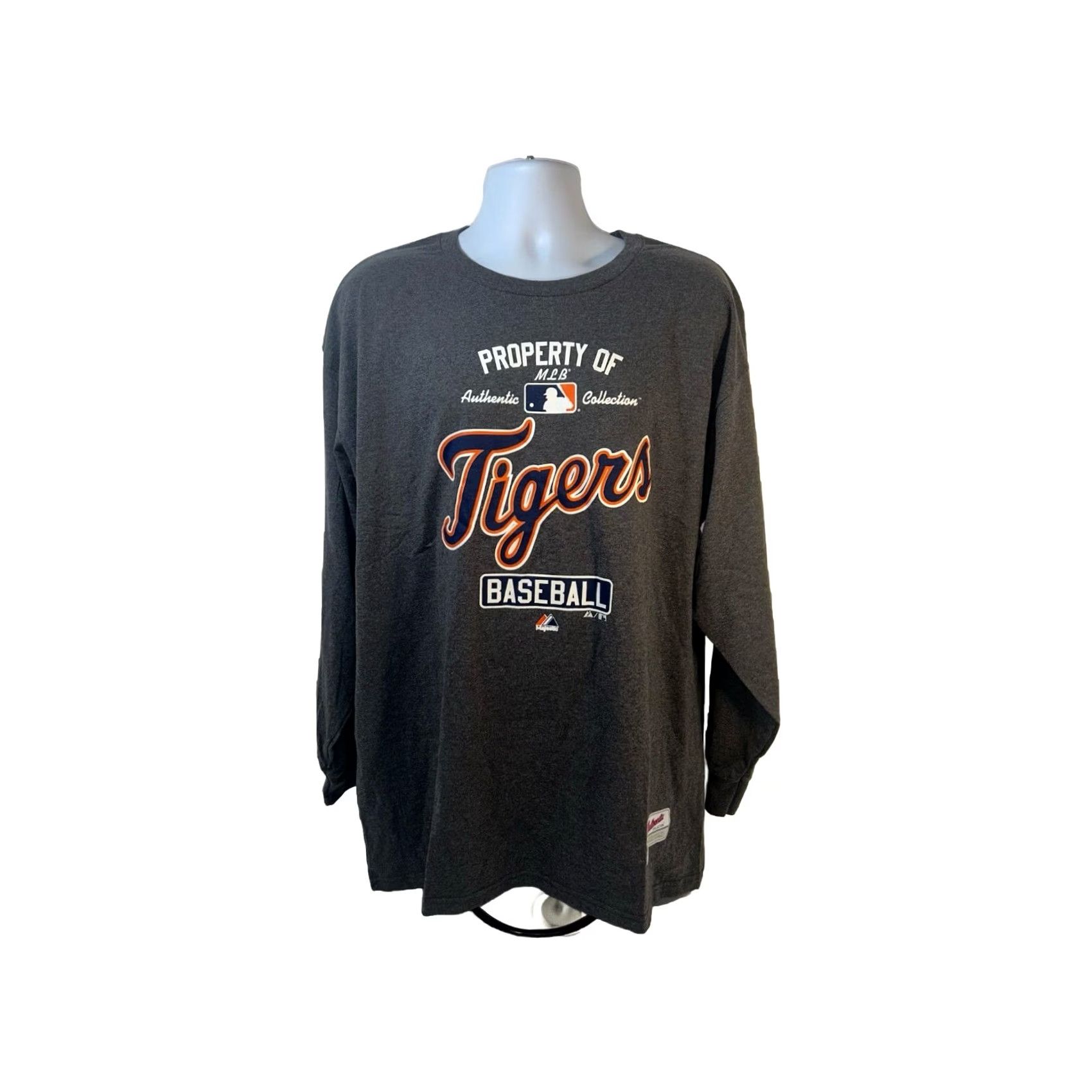 Vintage Majestic Detroit Tigers Long Sleeve Shirt Men 2XL Dark Heather Gray NWT 2011 NOS Tigers Logo Graphic Print Regular Fit Crew Neck Shirt Size US XXL / EU 58 / 5 - 3 Thumbnail