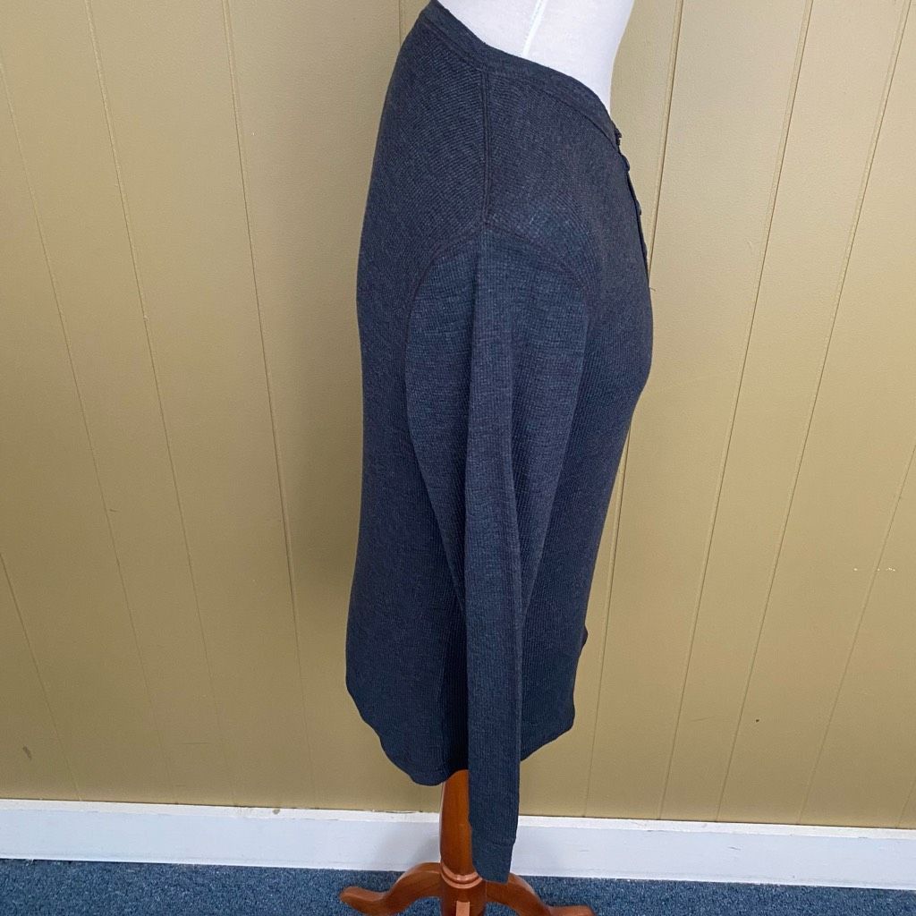Old Navy Old Navy men M cotton blend 3 button textured thermal longsl Size US M / EU 48-50 / 2 - 6 Thumbnail