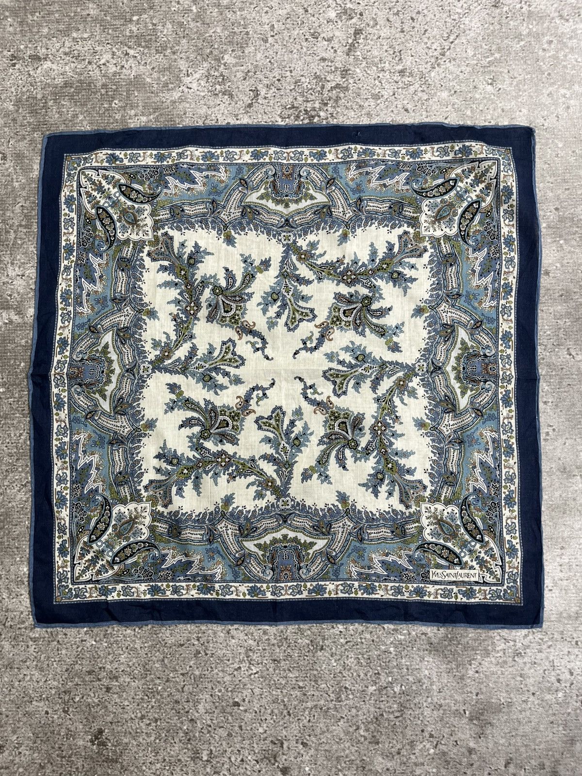 Yves Saint Laurent Vintage YSL Handkerchief / Bandana / Neckerchief Size ONE SIZE - 1 Thumbnail