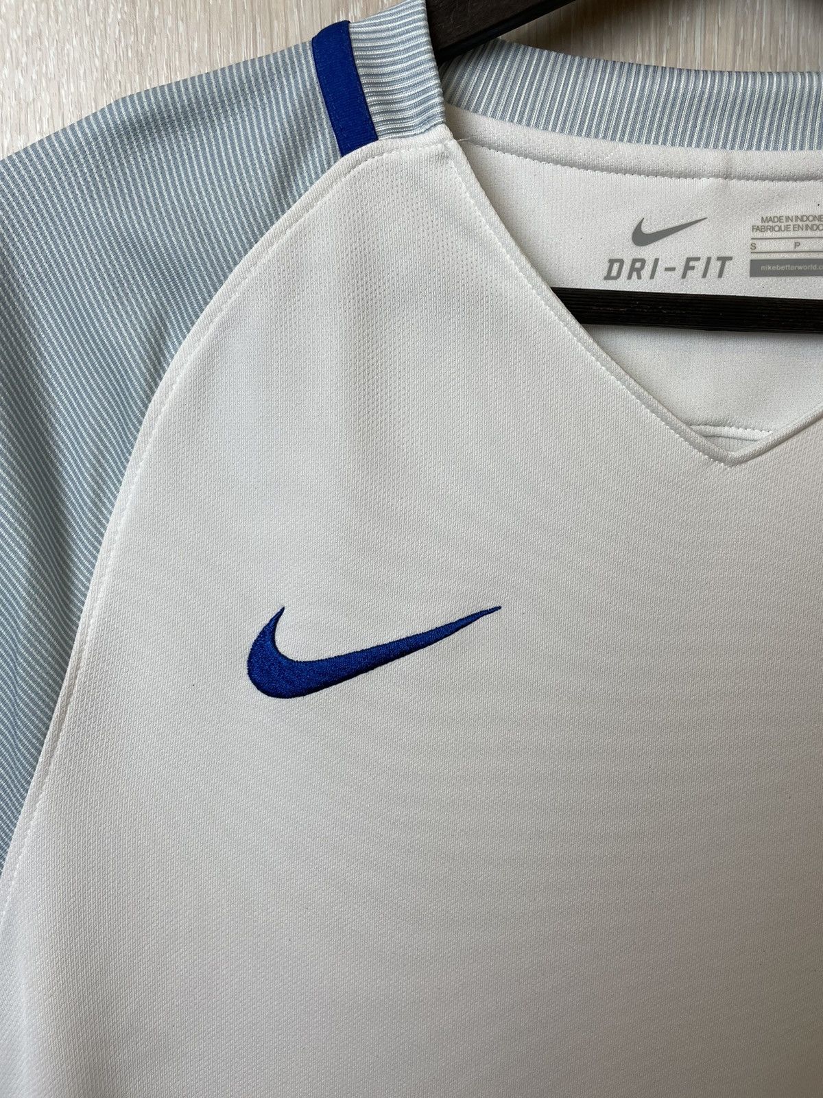 Nike × Vintage England Nike soccer jersey S 2014 white Size US S / EU 44-46 / 1 - 4 Thumbnail