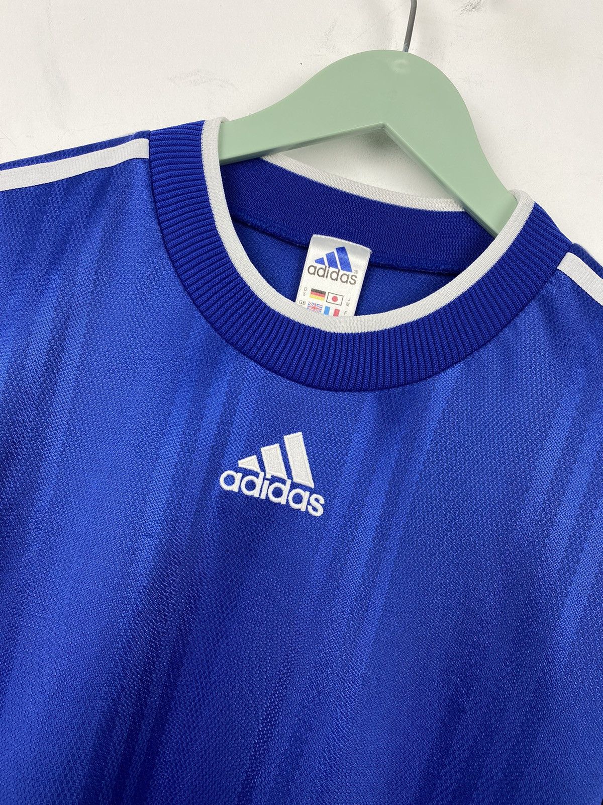 Adidas Vintage Adidas Training Soccer Football Jersey Shirt Y2K Size US S / EU 44-46 / 1 - 2 Thumbnail