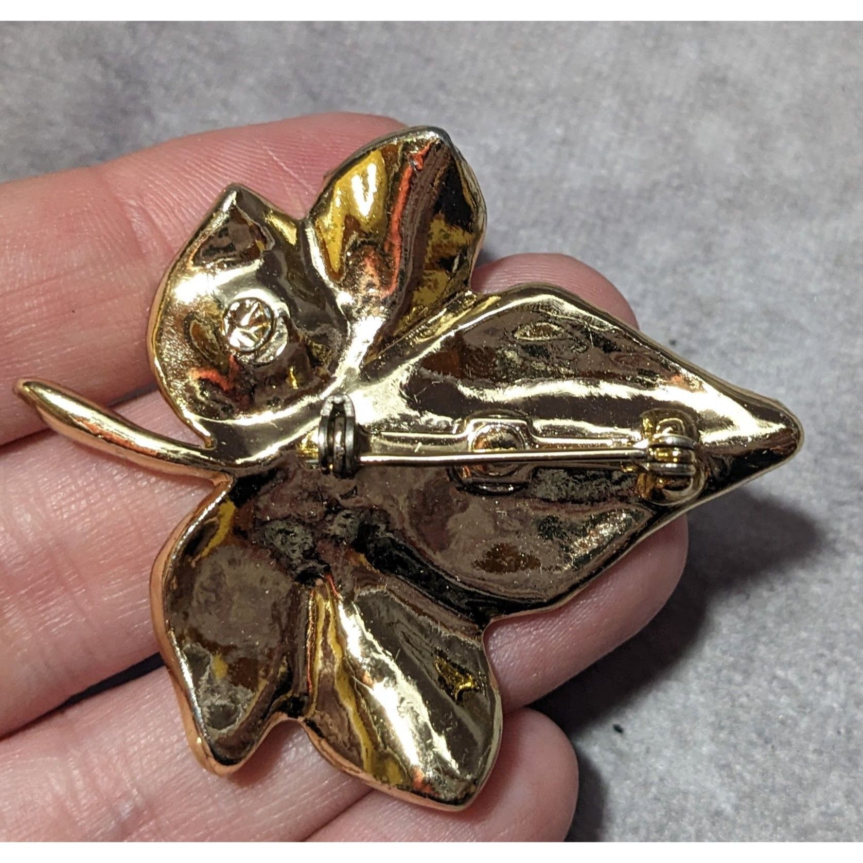 Other Vintage Gold Tone Ladybug On A Leaf Brooch Size ONE SIZE - 6 Thumbnail