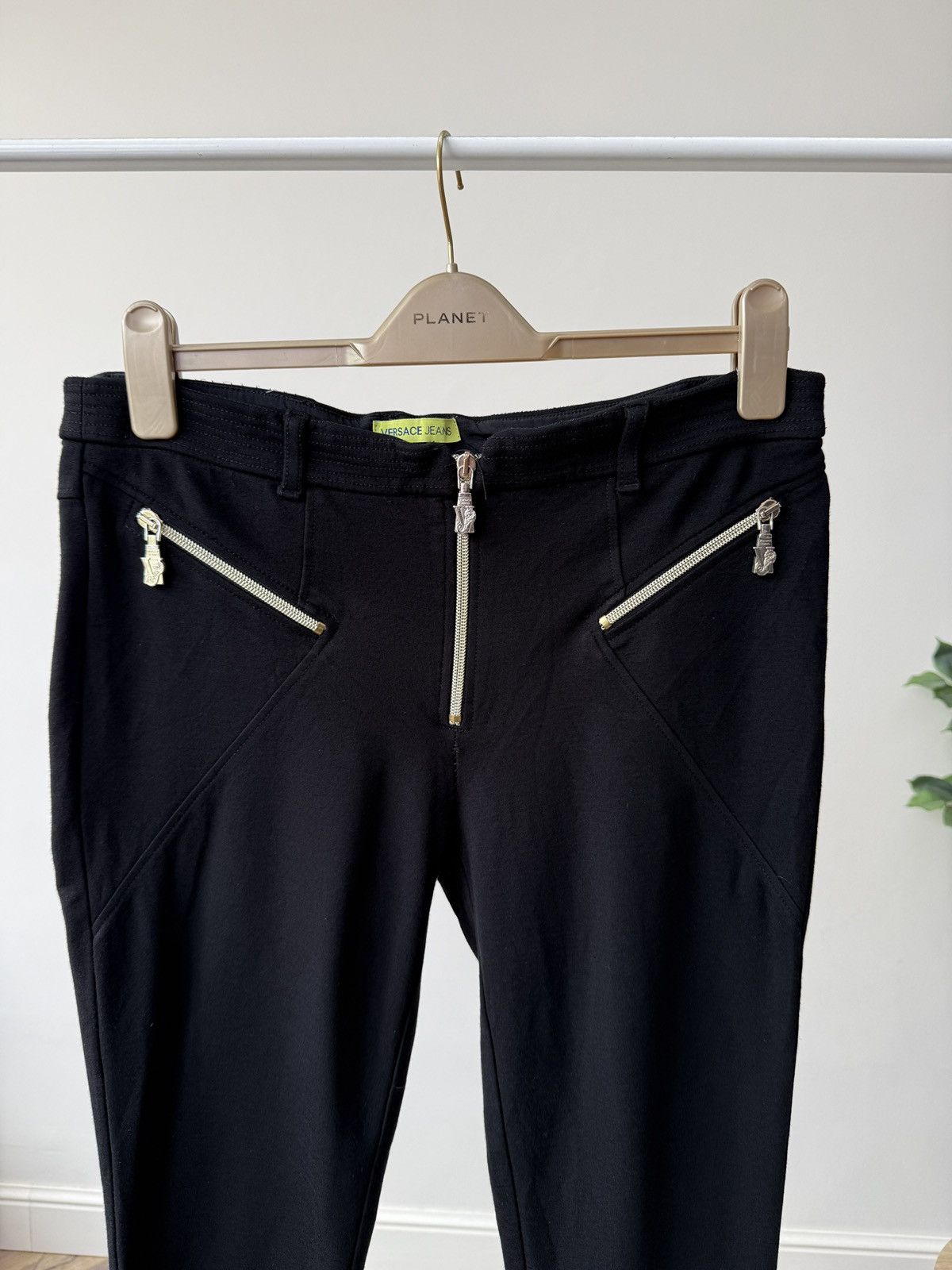 Versace Jeans Couture Vintage Versace Jeans Black Zip Detail Stretch Pants Women’s Size 26" / US 2 / IT 38 - 5 Thumbnail