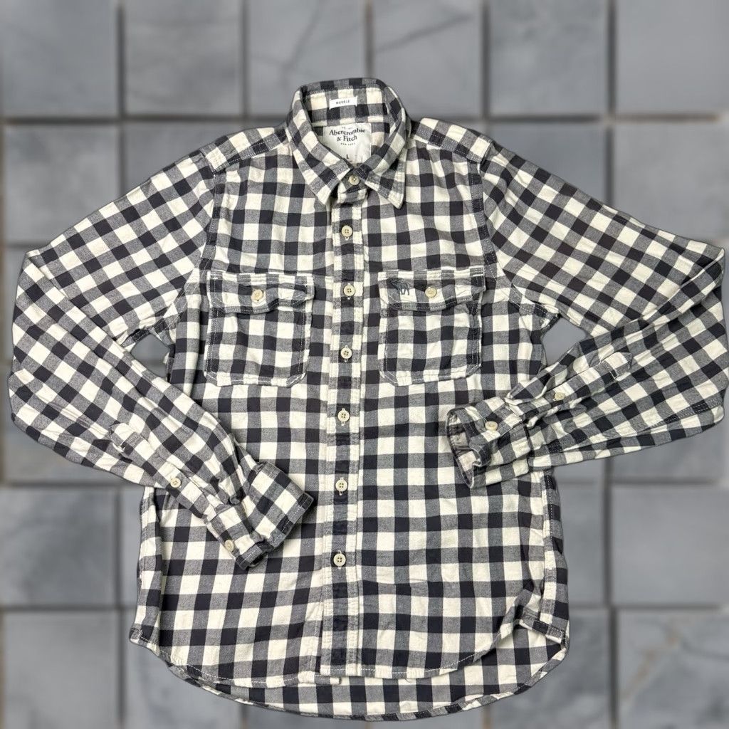Abercrombie & Fitch VINTAGE Abercrombie & Fitch Muscle Shirt Shirt Mens L Gray White Plaid Preppy A&F Size US L / EU 52-54 / 3 - 1 Thumbnail