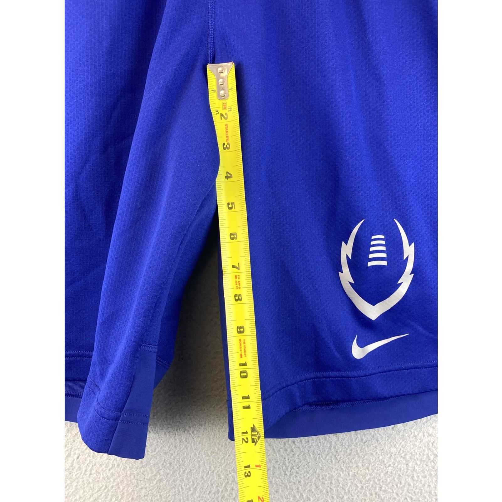 Nike Nike Dri-FIT Football Shorts Men's Large Athletic Blue Pockets 30x11 /85-13 Nike Dri-FIT Size US 33 - 6 Thumbnail