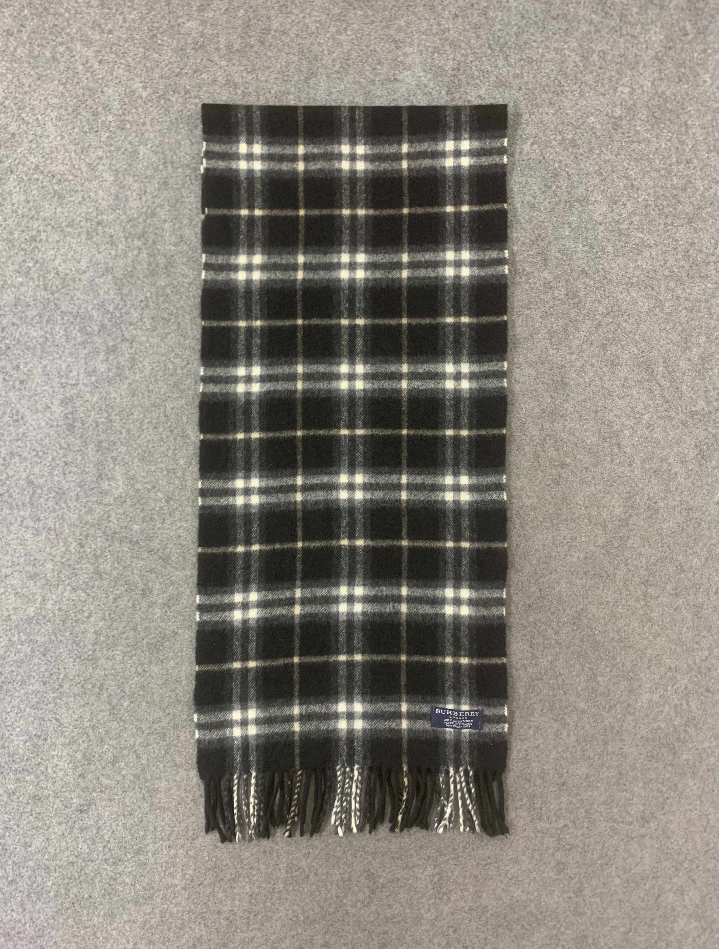 Burberry Burberry Scarf Cashmere Muffler Neck Wrap BL9271 Size ONE SIZE - 3 Thumbnail