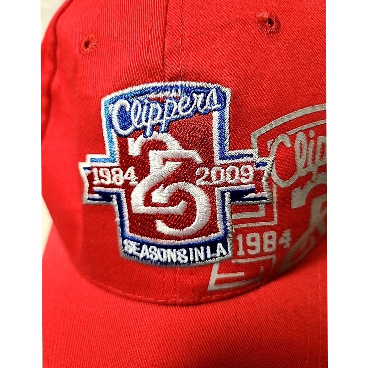 NBA VINTAGE Los Angeles LA Sga 2009 Clippers NBA 25 seasons Old Logo Cap Hat Adjustable One Size Red Mens Size ONE SIZE - 2 Thumbnail