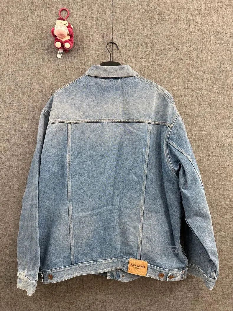 Balenciaga Balenciaga Blue Denim Jacket L. Size US L / EU 52-54 / 3 - 2 Thumbnail