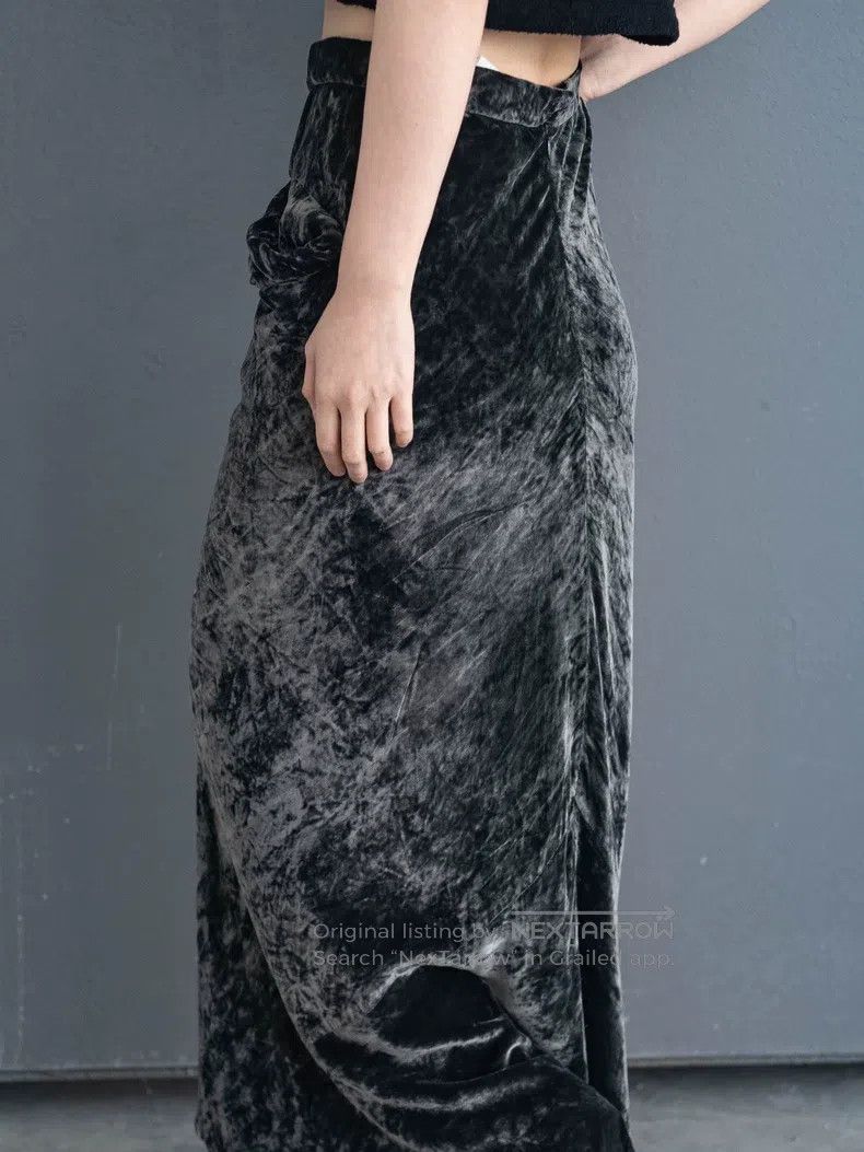 Junya Watanabe Junya Watanabe size M Grey ripped velvet skirt Size 23" - 8 Thumbnail