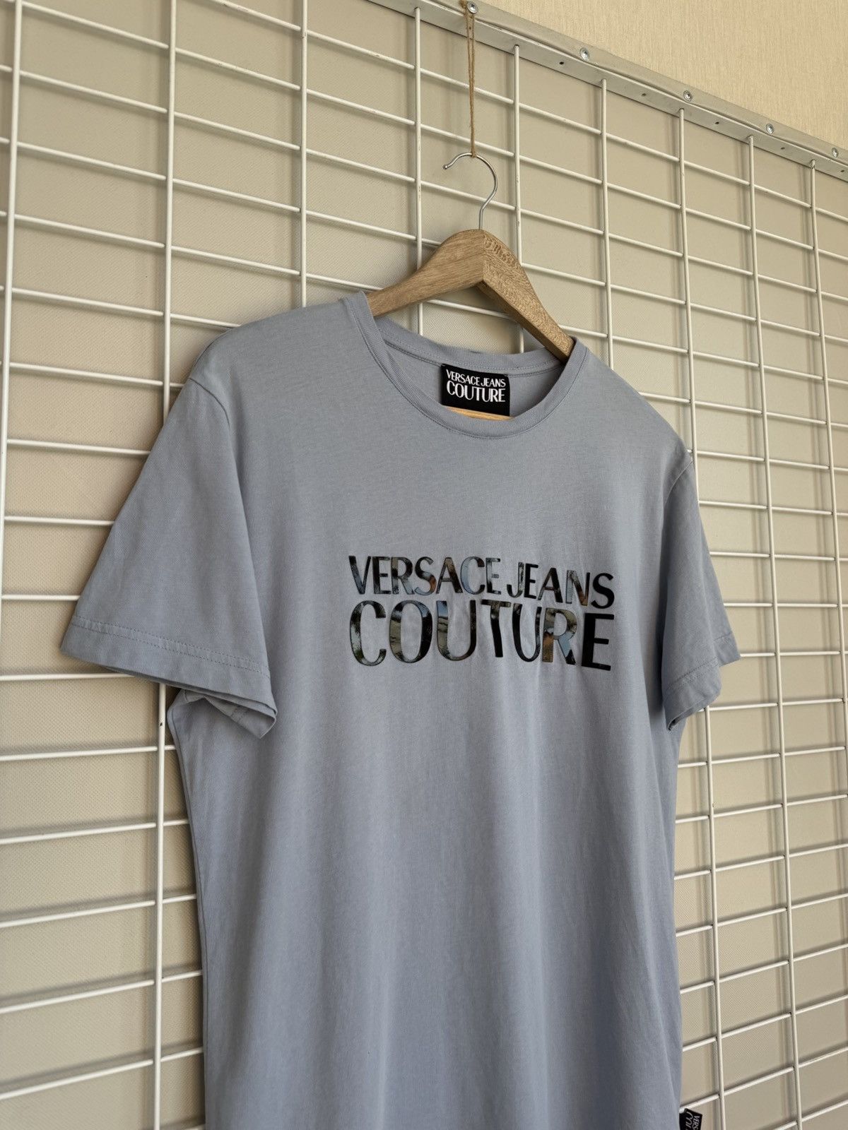 Versace Jeans Couture Versace Jeans Couture Logo-Print T-Shirt Mens Size M Cotton Size US M / EU 48-50 / 2 - 3 Thumbnail