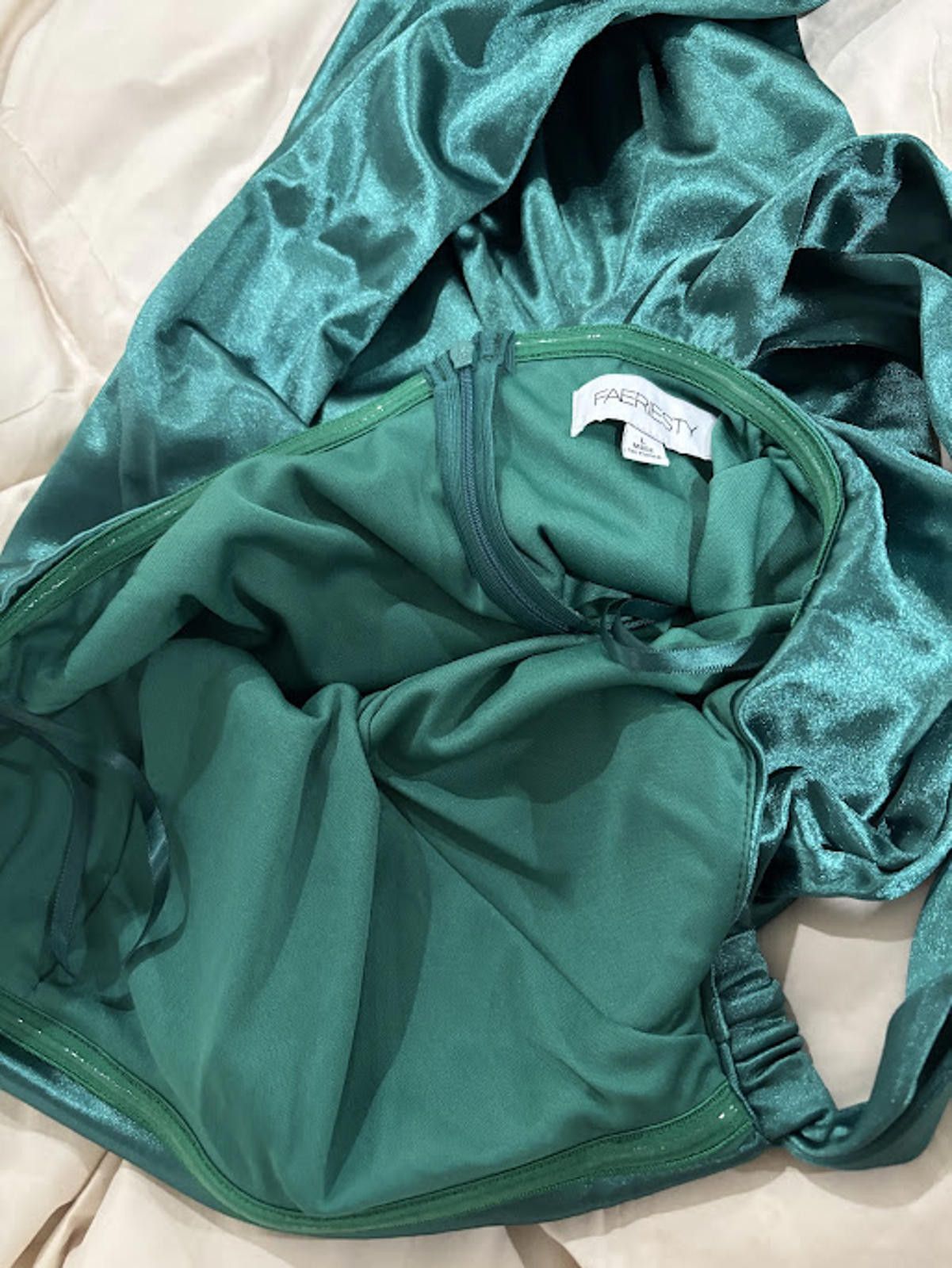 Other 22. Faeriesty Elegant Green Satin On-Shoulder Evening Dress Size L / US 10 / IT 46 - 7 Thumbnail