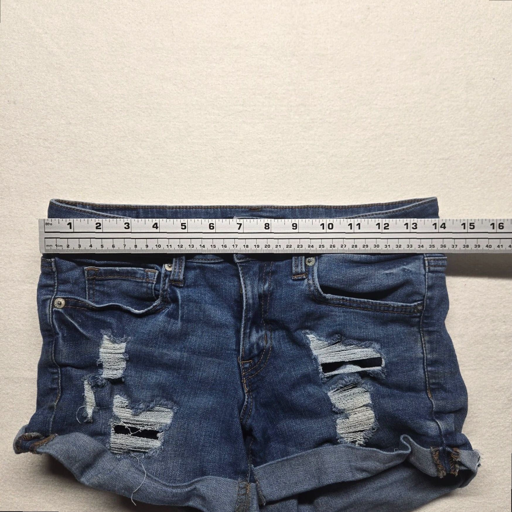 Vintage Aero Women's Blue Denim Cut-Off Shorts Midi Adult Size 6 Low Rise Destroyed Size 28" / US 6 / IT 42 - 2 Thumbnail
