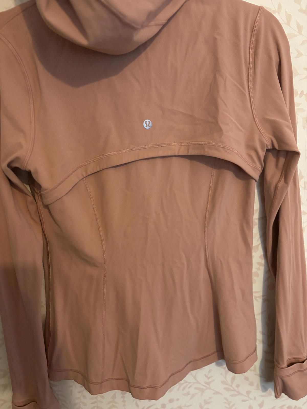 Lululemon NWOT Lululemon Pink Lightweight Zip-Up Hoodie Jacket sz 8 Size M / US 6-8 / IT 42-44 - 5 Thumbnail