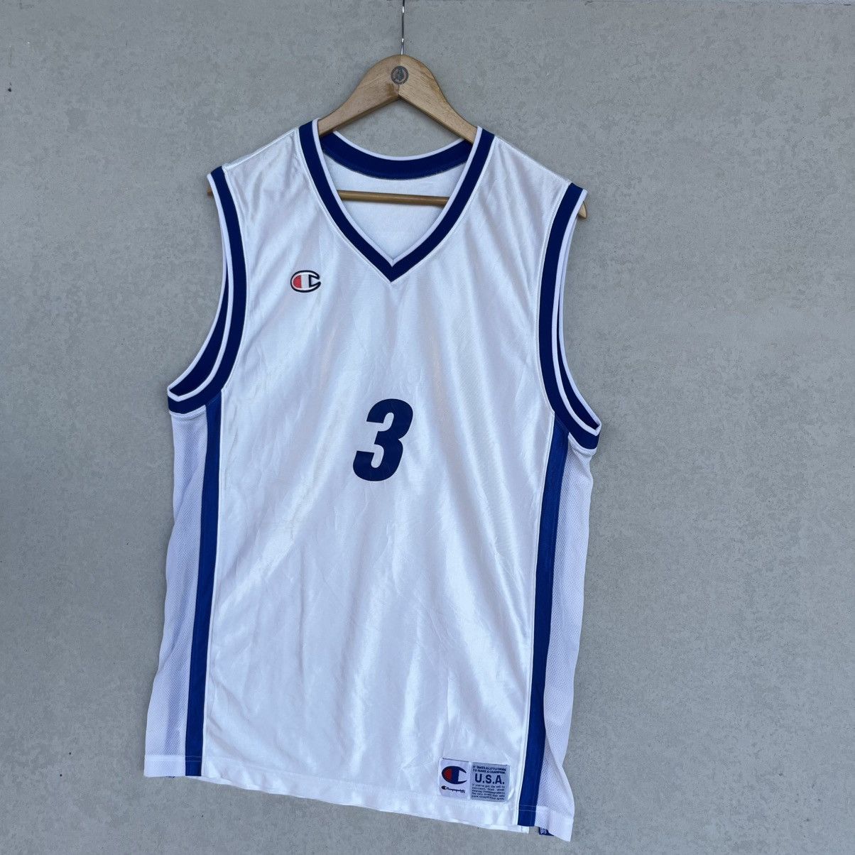Other Vintage Champion White Basketball Jersey Size L Size US L / EU 52-54 / 3 - 2 Thumbnail