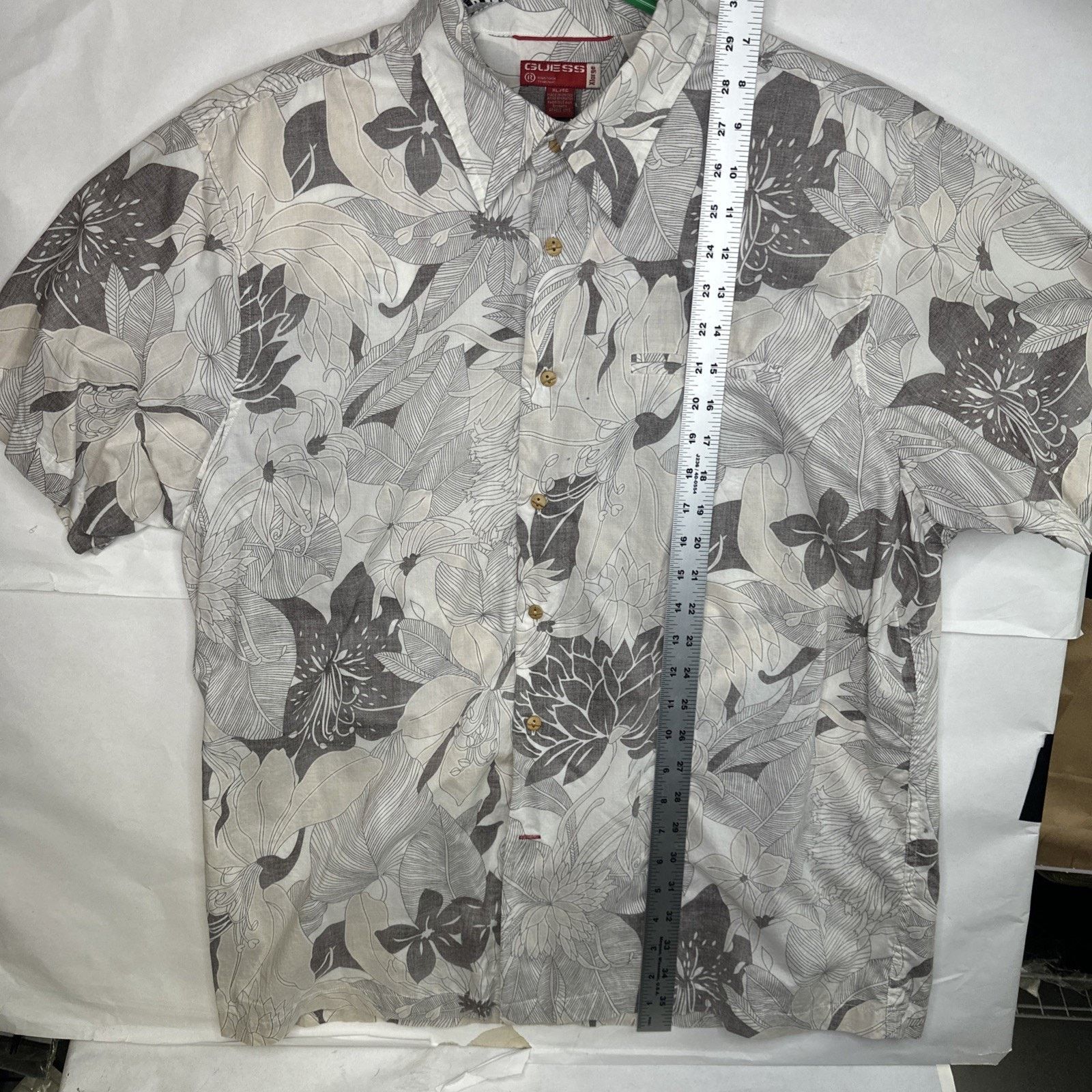 Guess Guess Men's Vintage Flower Dress Shirt Size XL Size US XL / EU 56 / 4 - 3 Thumbnail