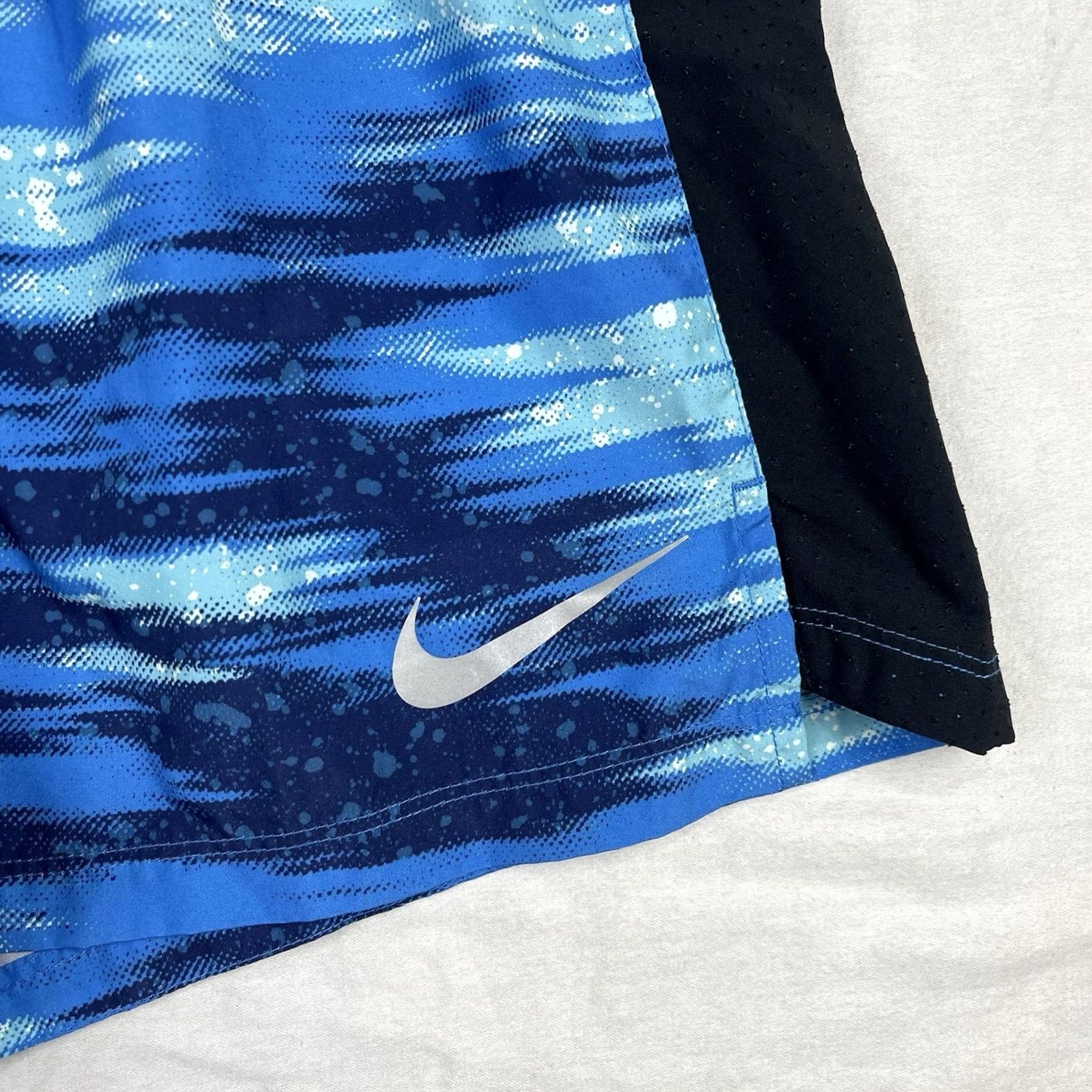 Nike Nike Swim Shorts Mens Large Blue Dri Fit Lined Swimming Beach Surfing Swim Size US 33 - 2 Thumbnail