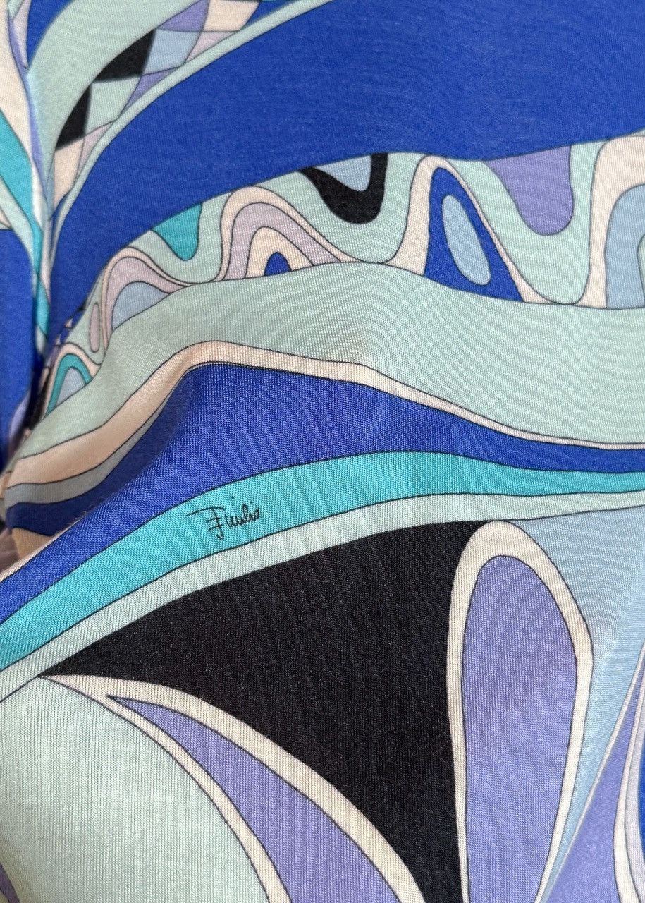 Emilio Pucci Emilio Pucci Blue Multicolour Print V-neck Top Size M / US 6-8 / IT 42-44 - 6 Thumbnail