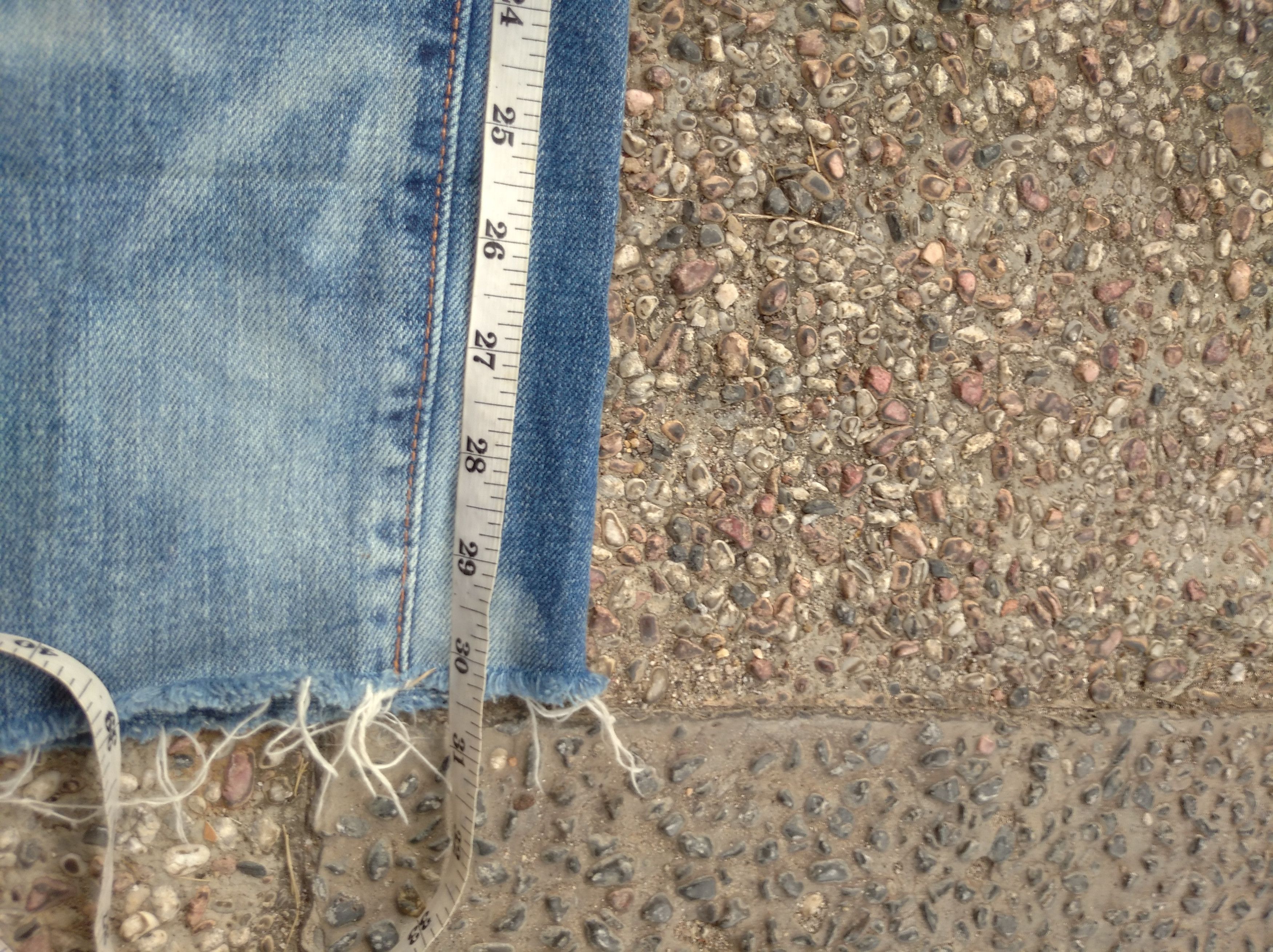 Levi's × Levi's Vintage Clothing Levi's 701 selvedge jeans big E distressed Size US 26 / EU 42 - 12 Thumbnail