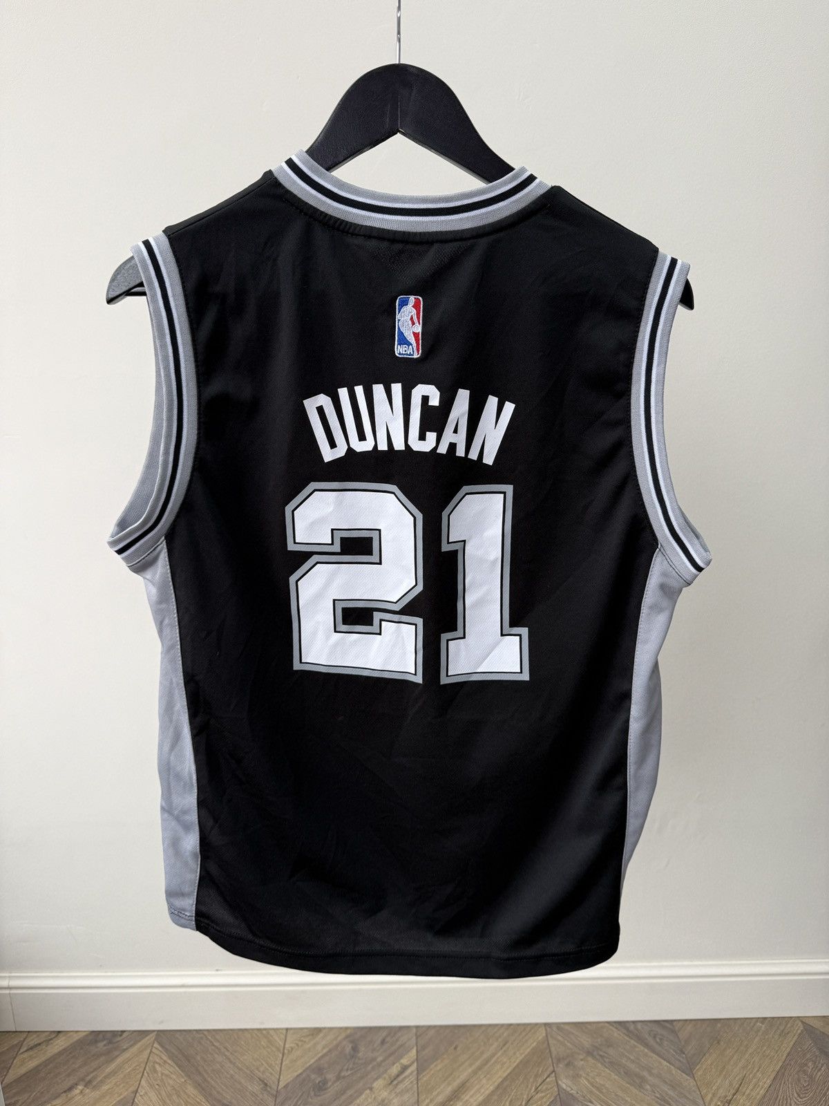 Adidas Duncan San Antonio Spurs Adidas NBA jersey Kids Size US S / EU 44-46 / 1 - 9 Thumbnail