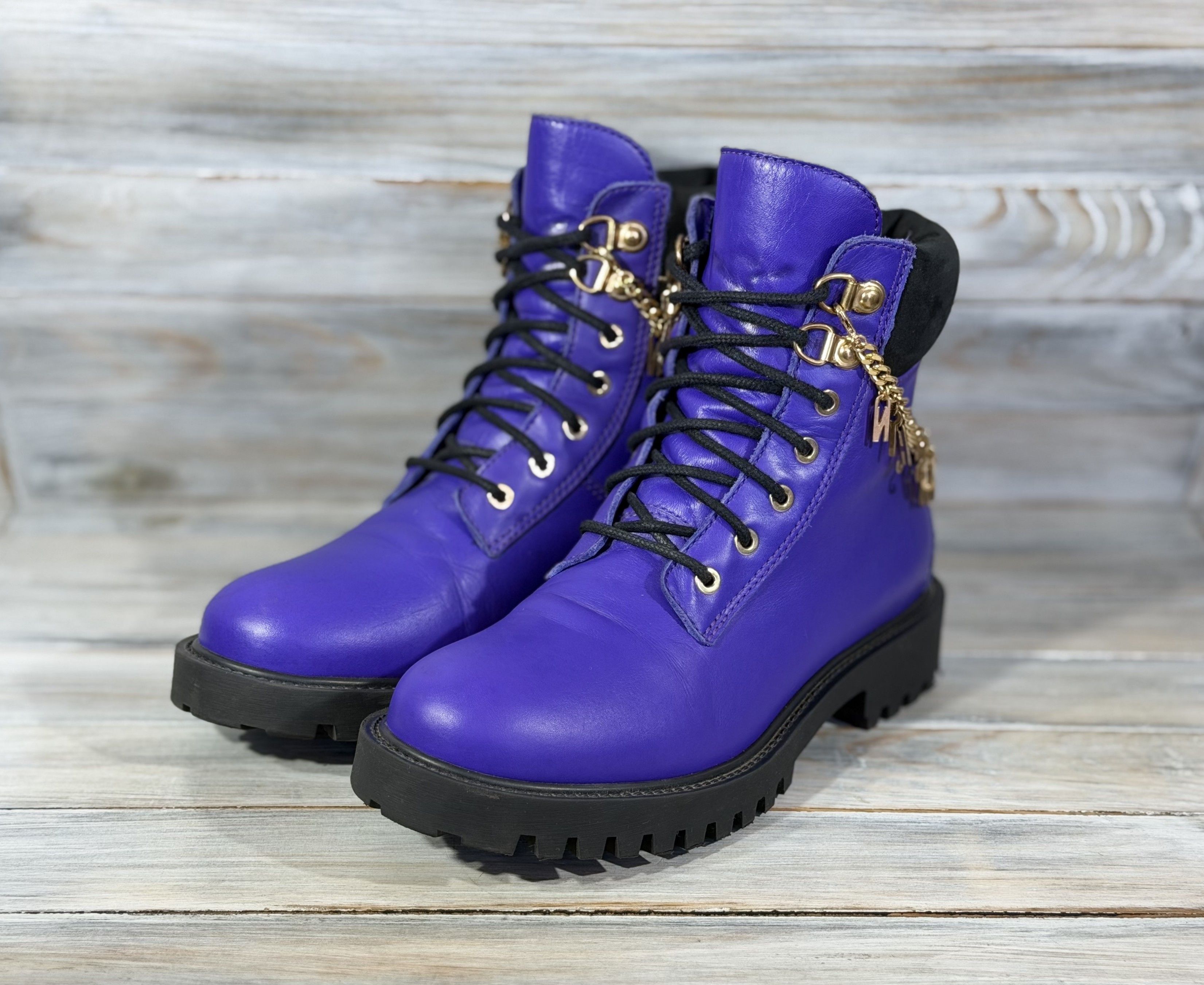 H&M × Moschino H&M x MOSCHINO Leather Boots Ankle Gold Chain LimitedEdition Size US 8 / IT 38 - 22 Thumbnail