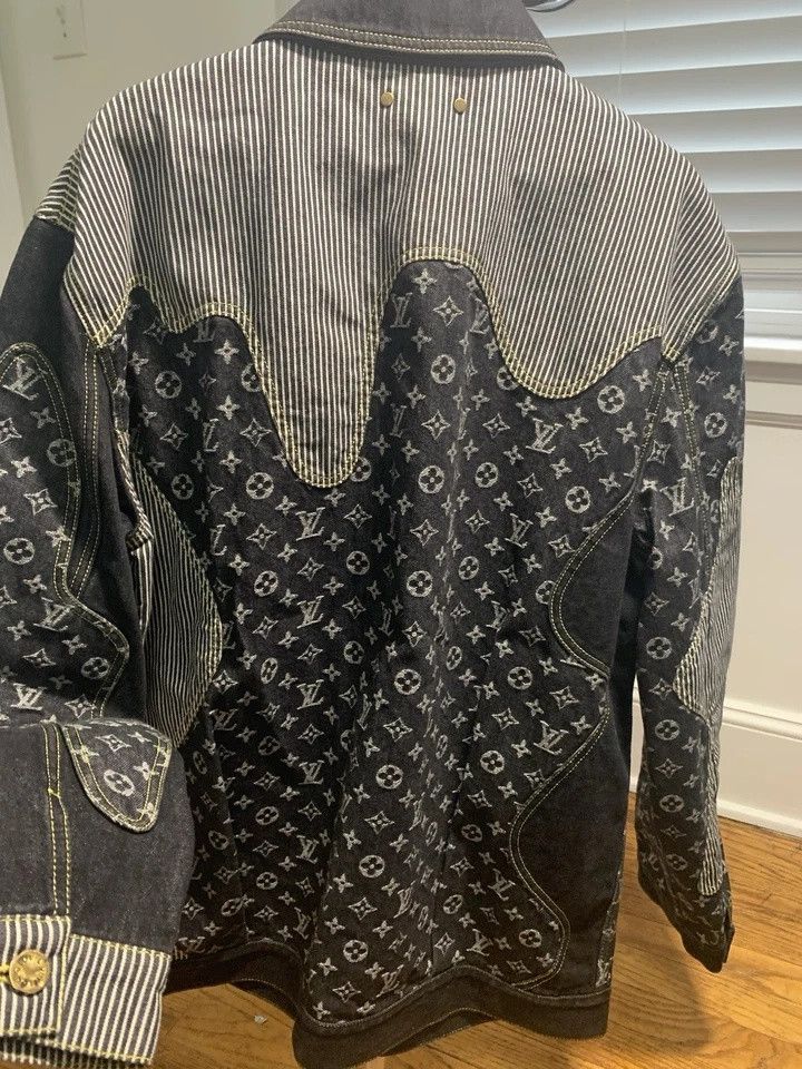 Louis Vuitton LOUIS VUITTON NIGO Monogram Crazy Denim Jacket blouson Size US L / EU 52-54 / 3 - 2 Thumbnail