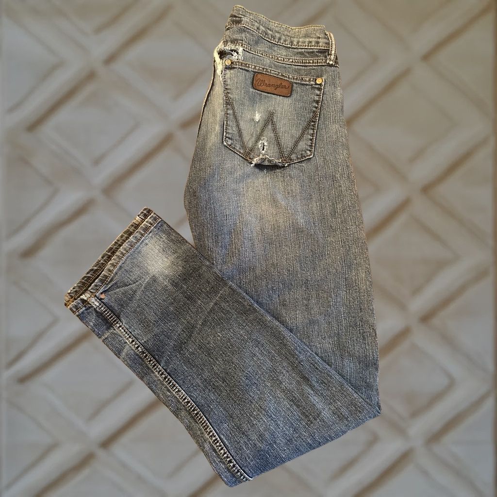 Wrangler Wrangler Jeans Mens 31x34 Blue Slim Fit Straight Leg Stretch WLT88BZ Distressed Size US 31 - 1 Thumbnail