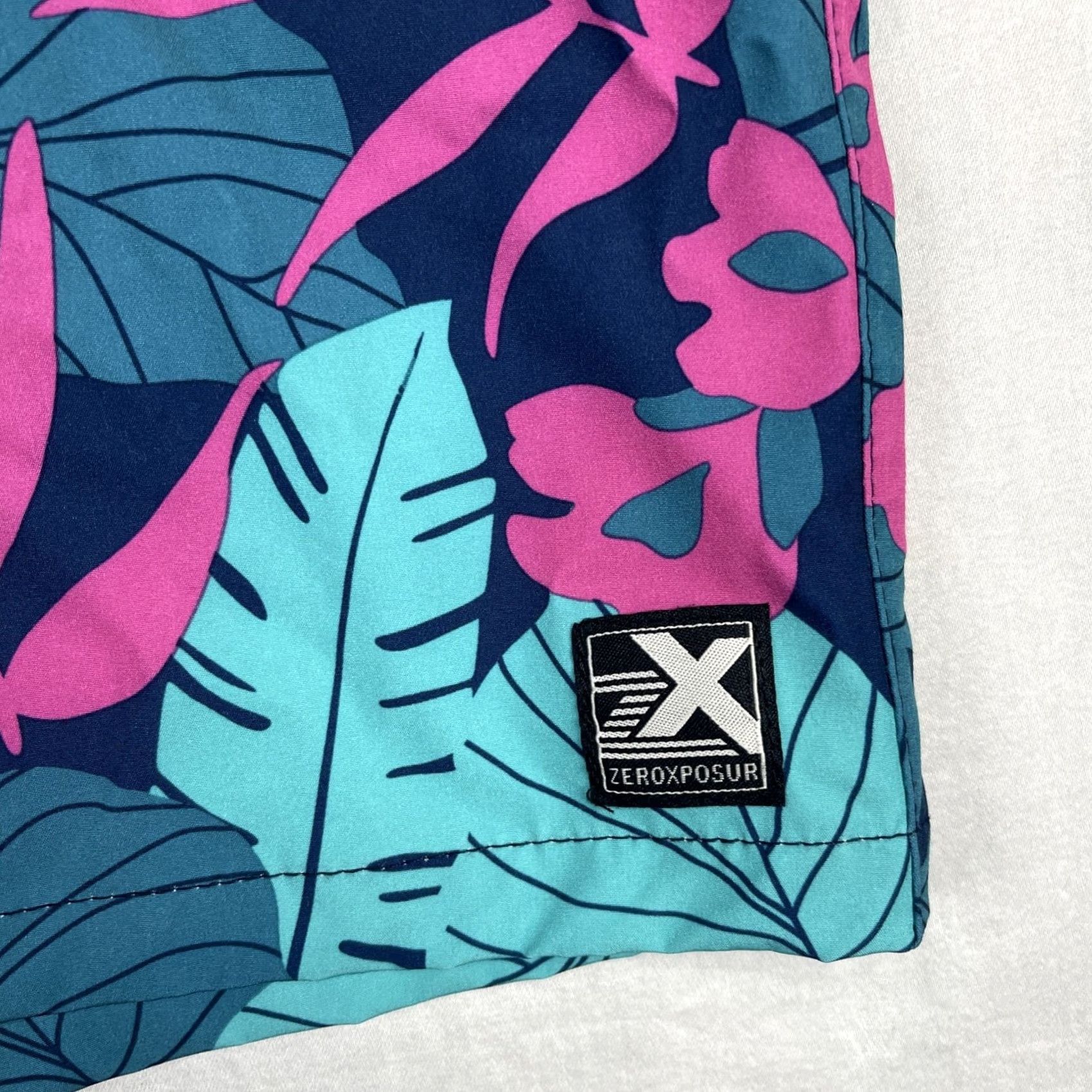 ZeroXposur Zeroxposur Shorts Mens M Blue Pink Brice Swim Trunks Board Shorts Tropical Floral Pattern Size US 31 - 2 Thumbnail