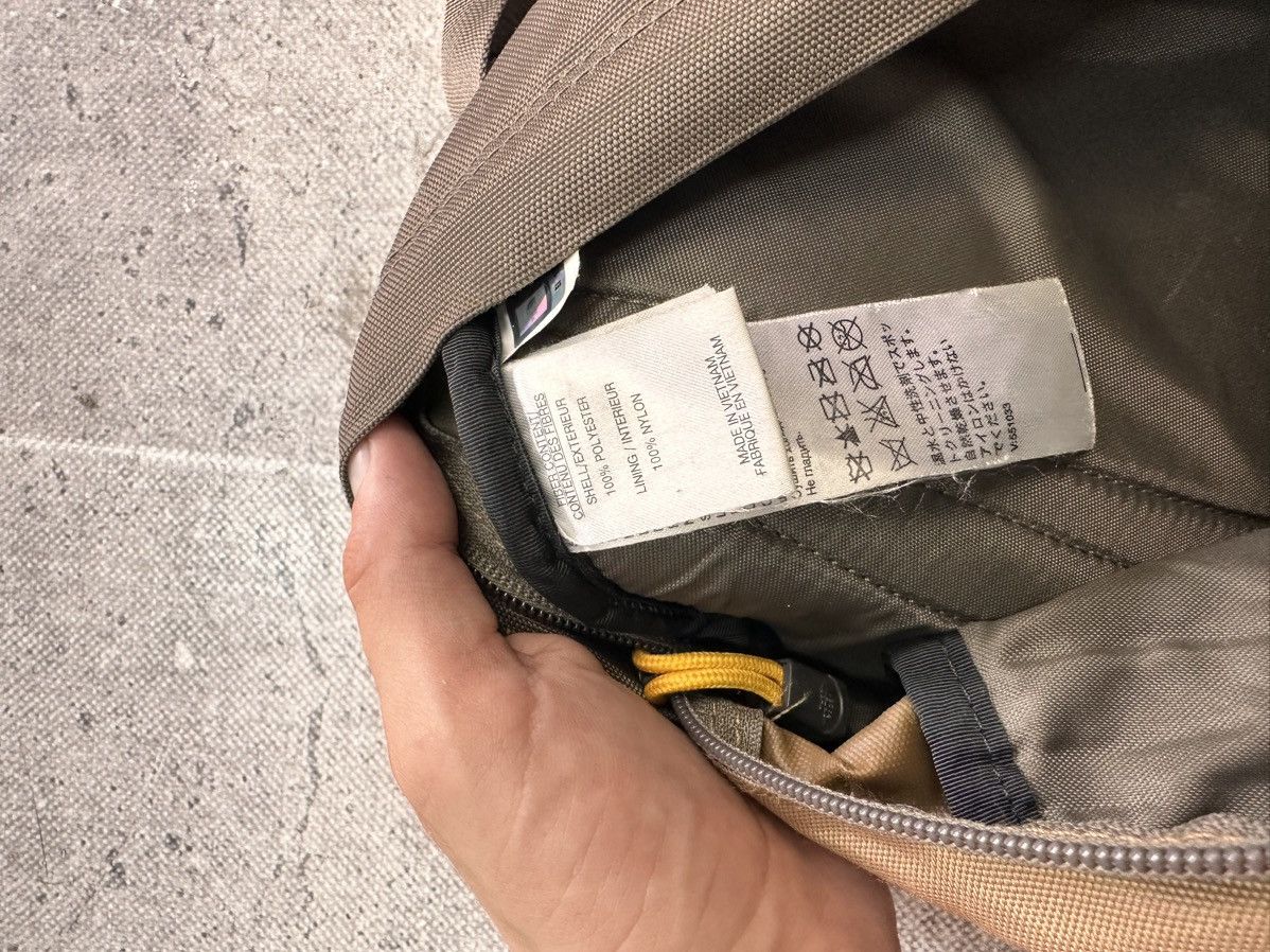 The North Face × Vintage Vintage The North face TNF Bag Messenger Bag Nike vintage Size ONE SIZE - 13 Thumbnail
