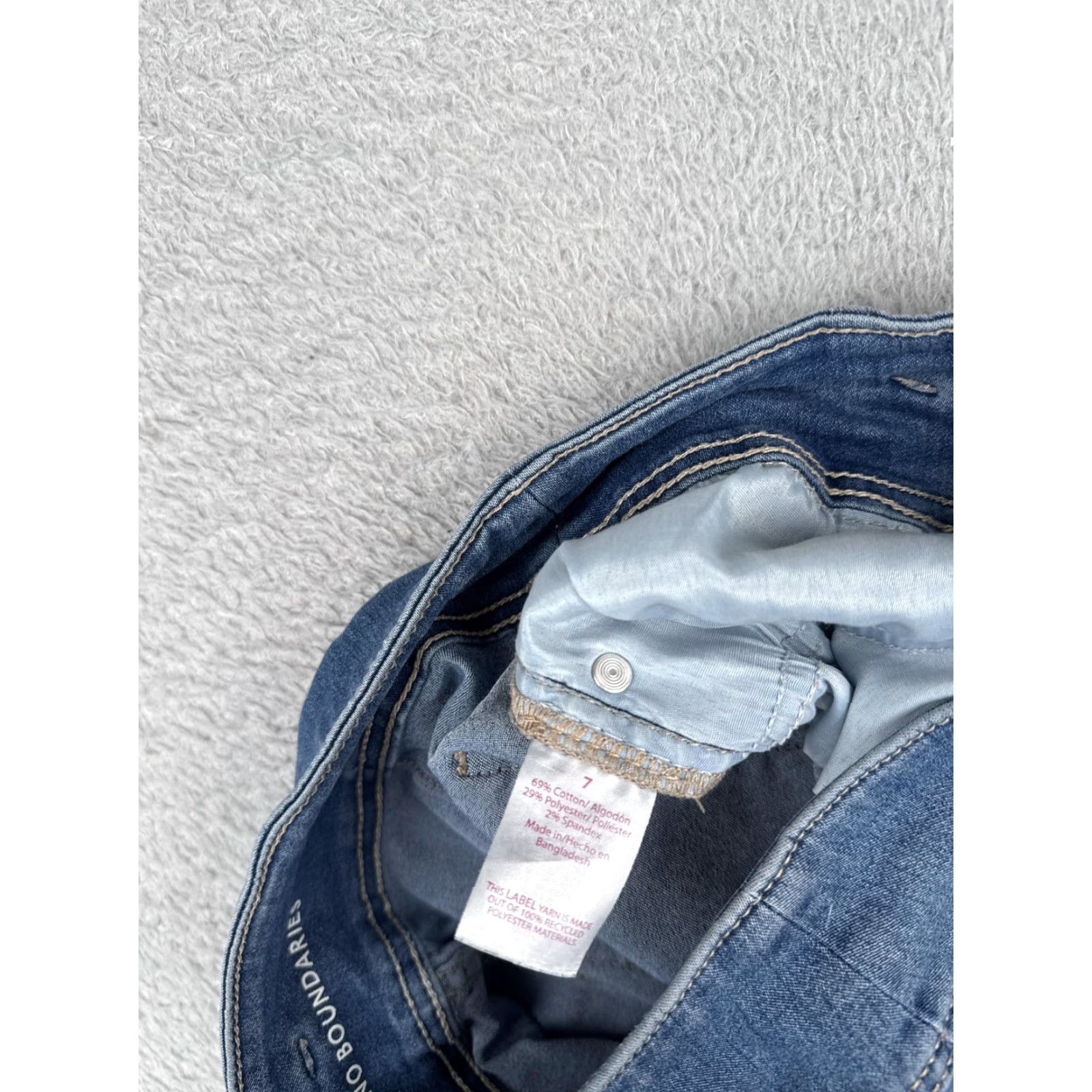 Vintage No Boundaries Jeans Womens Juniors 7 High Rise Skinny Denim Blue Stretch 26in Inseam 24in Adult? (Note: This item is Juniors size 7, not adult.) Size 28" / US 6 / IT 42 - 7 Thumbnail