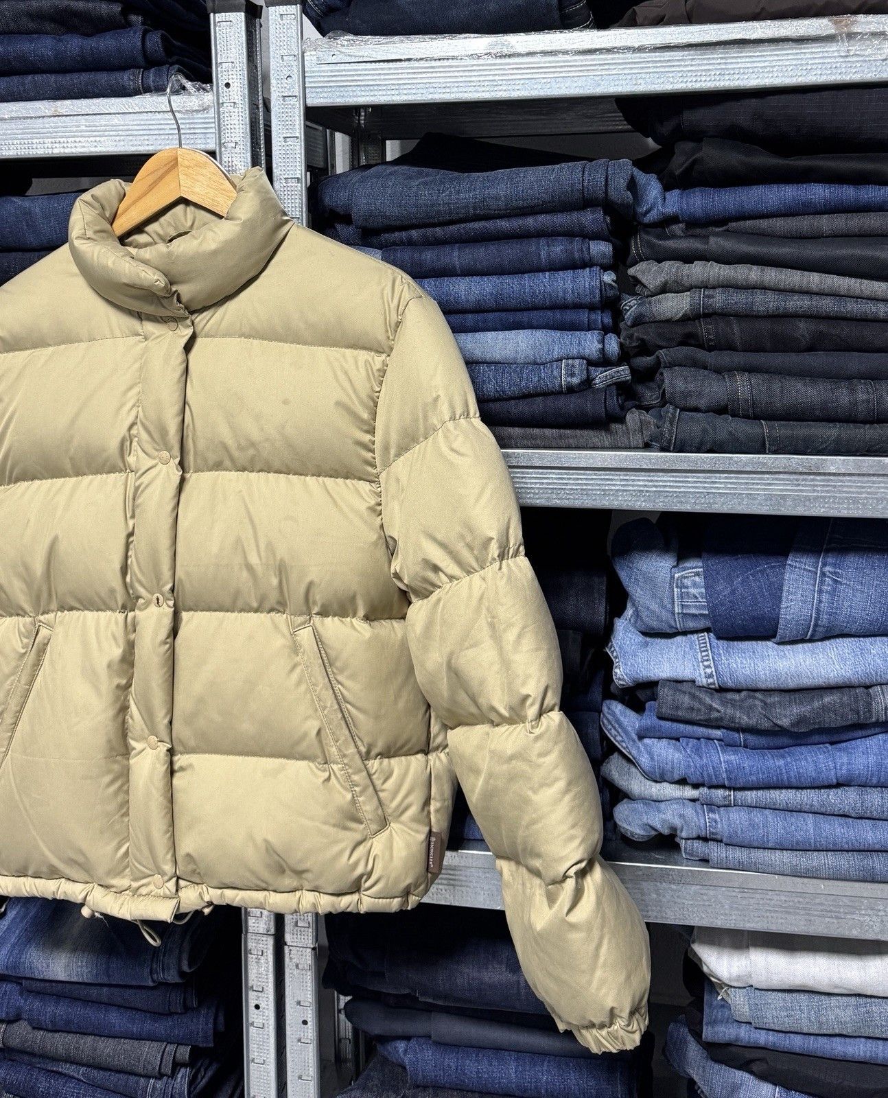 Moncler Vintage MONCLER Down Puffer Womens Bomber Jacket Size 1 Size S / US 4 / IT 40 - 3 Thumbnail
