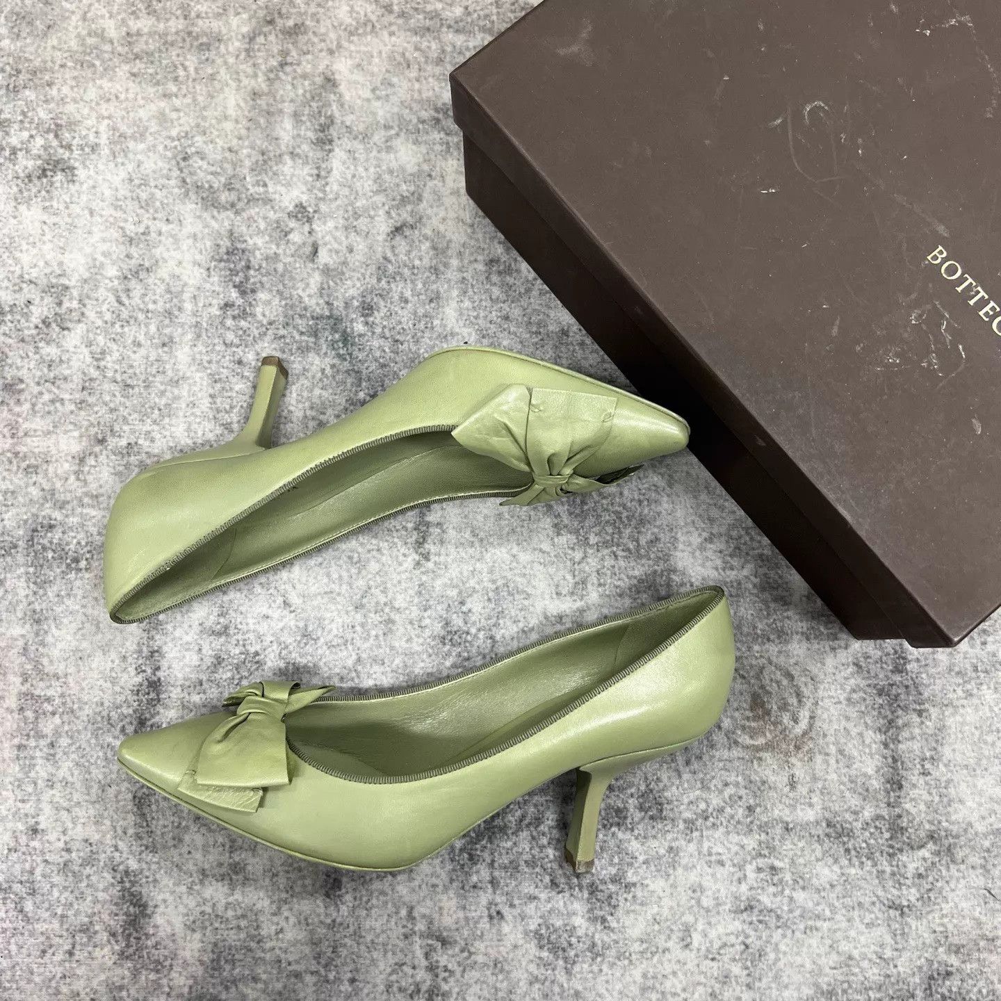 Bottega Veneta BV 99new green lambskin wineglassheel highheels 37.5 Size US 7 / IT 37 - 3 Thumbnail