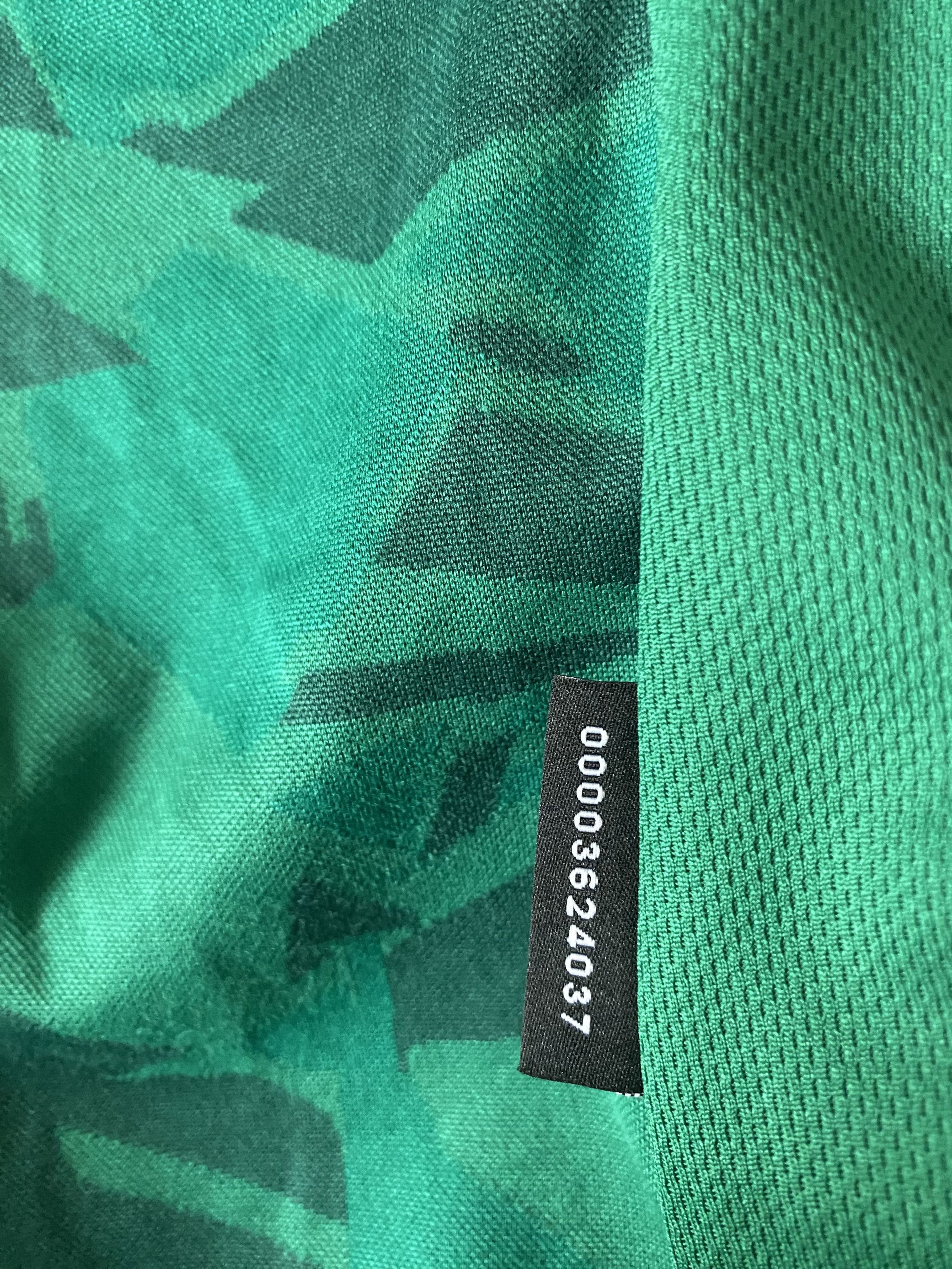 Umbro IRELAND - 2022 - 2023 - M/L - Umbro - NEW with tags - UNIQUE Size US M / EU 48-50 / 2 - 6 Thumbnail