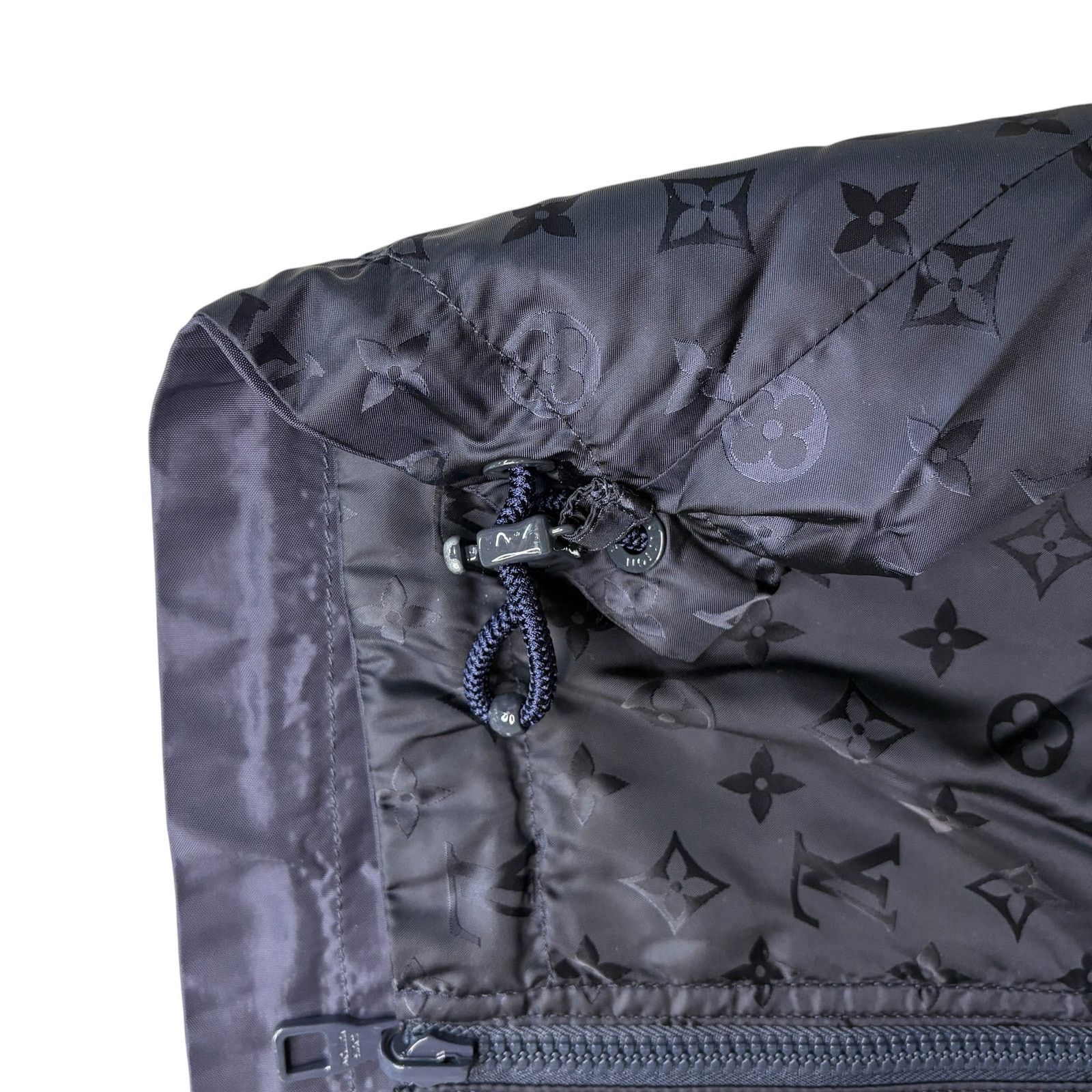 Louis Vuitton Louis Vuitton Monogram Reversible Windbreaker in navy | LV50 Size US M / EU 48-50 / 2 - 7 Thumbnail